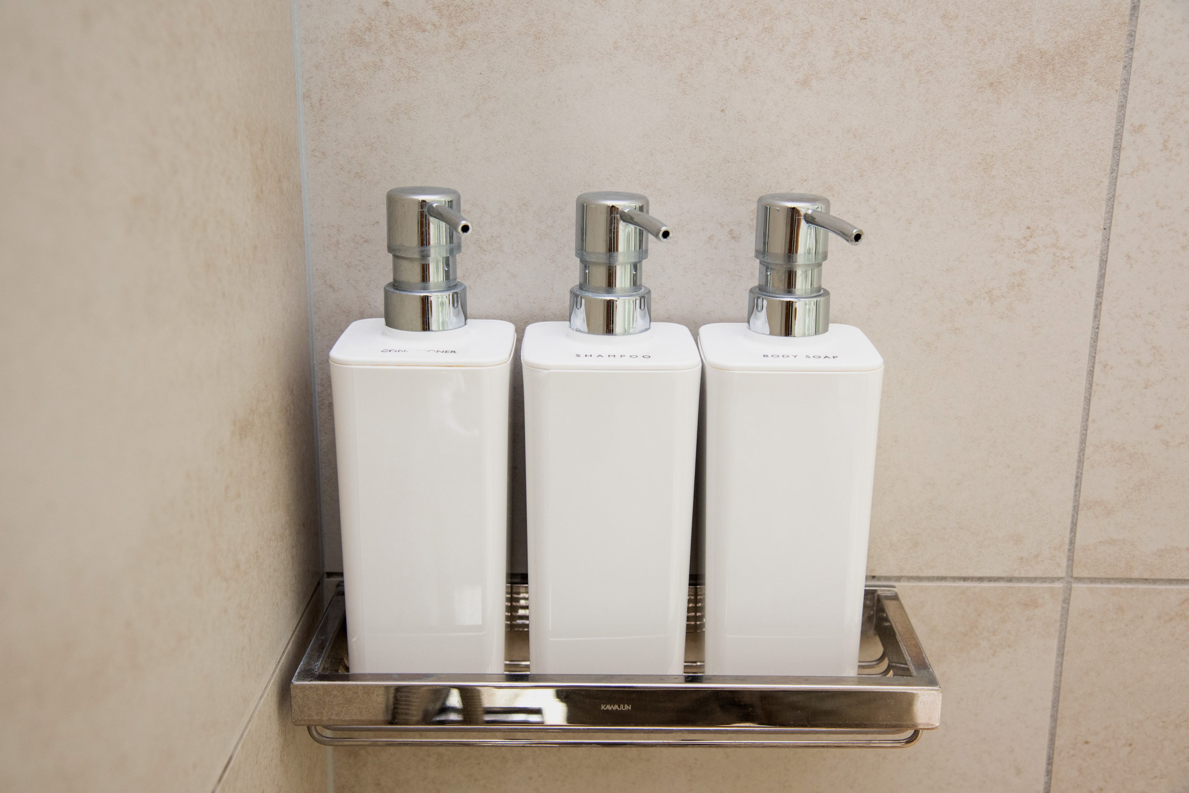 シャンプーボトル