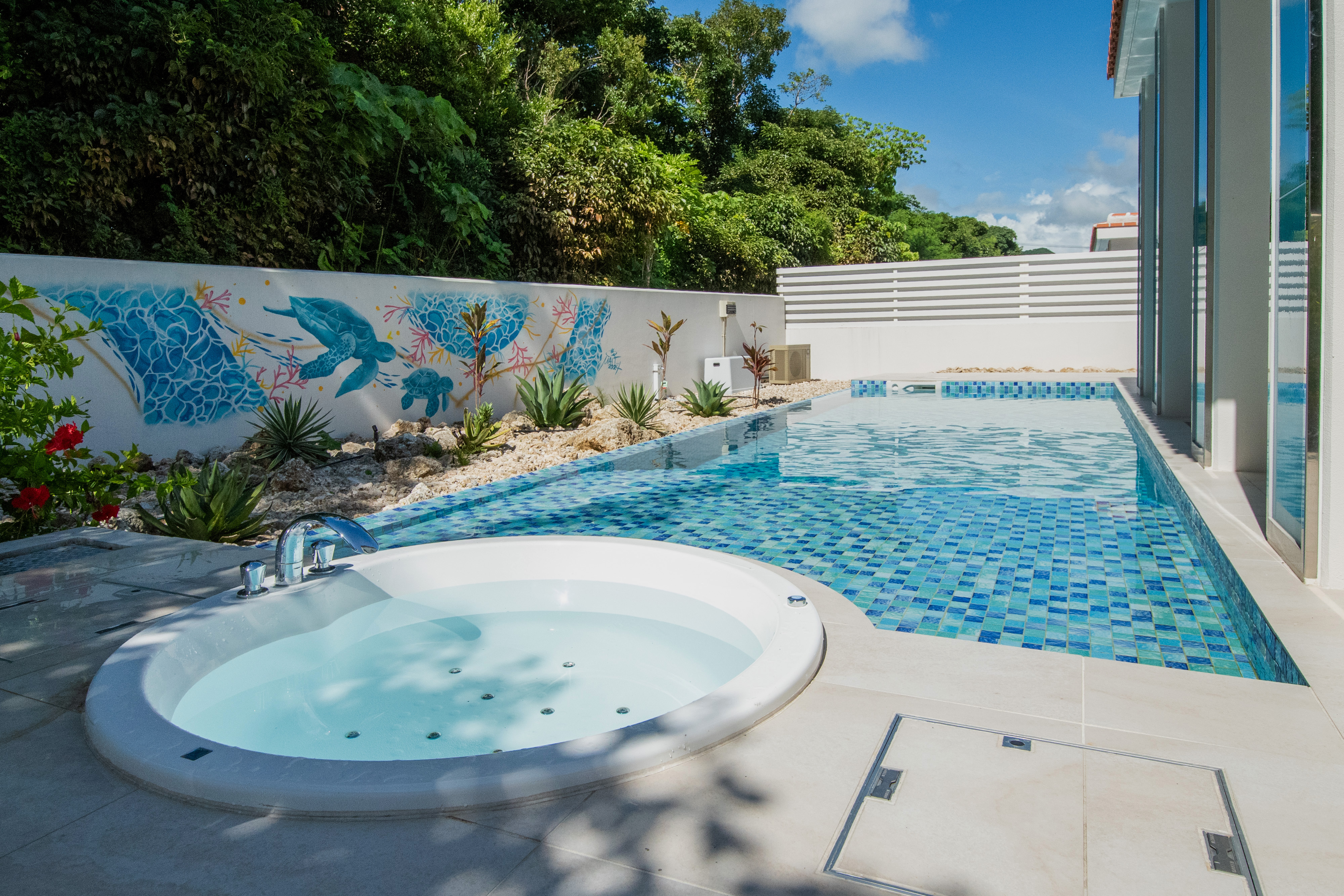 プール、ジェットバス