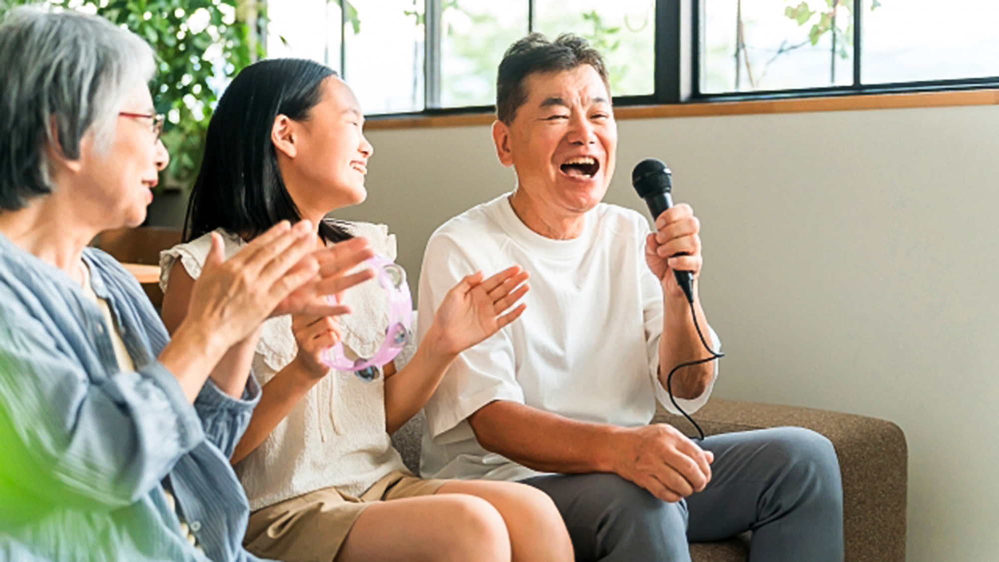・【カラオケ】ご家族や仲間と楽しい歌の時間をお過ごしください