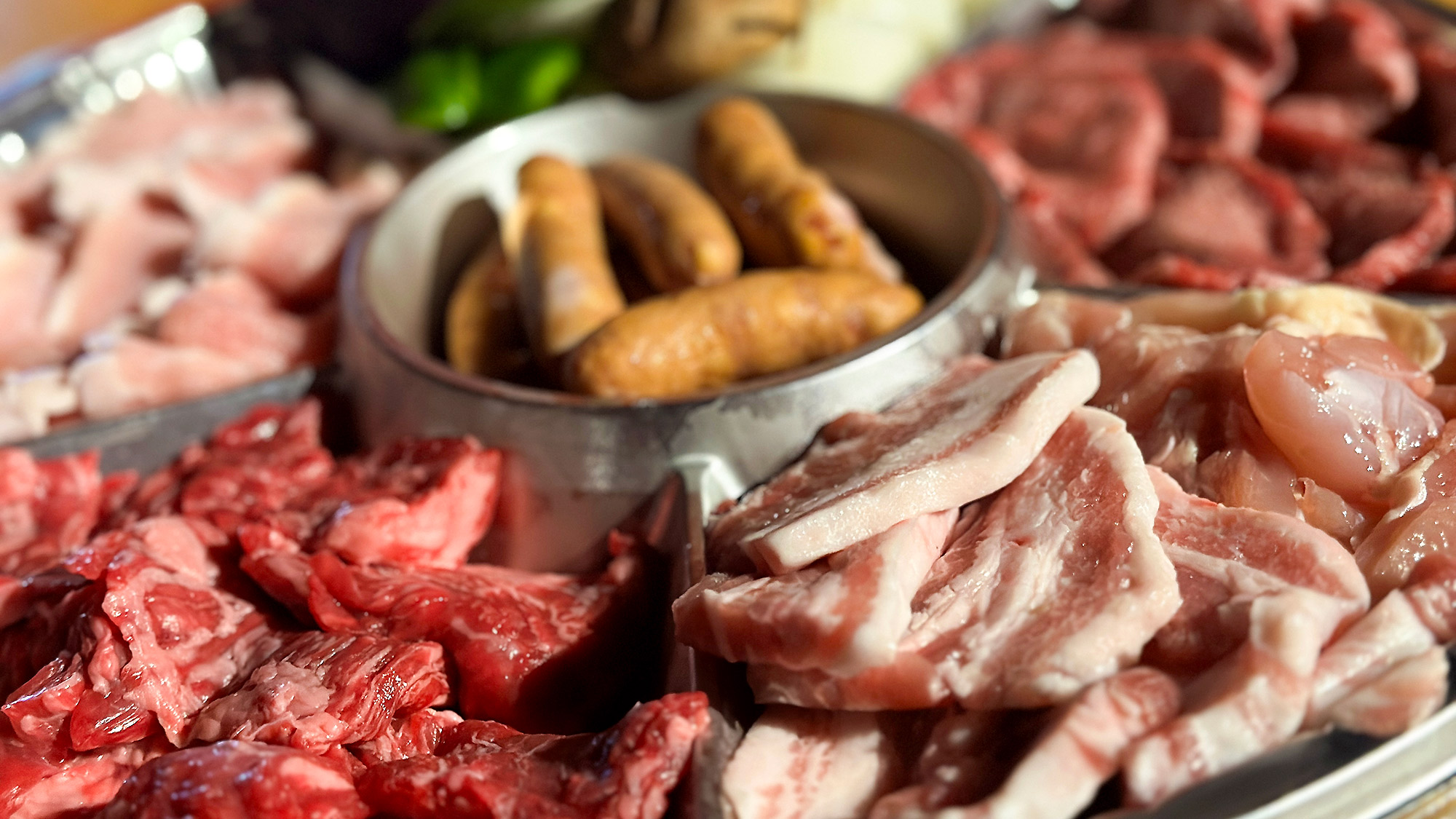 ・【BBQ】炭火を囲んでワイワイと。アウトドア定番のおいしいバーベキュータイム