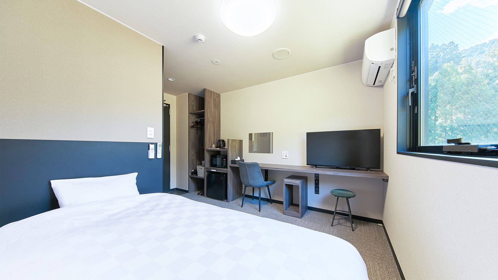 【2階｜ユニットバス】電子レンジ完備／シングルルーム