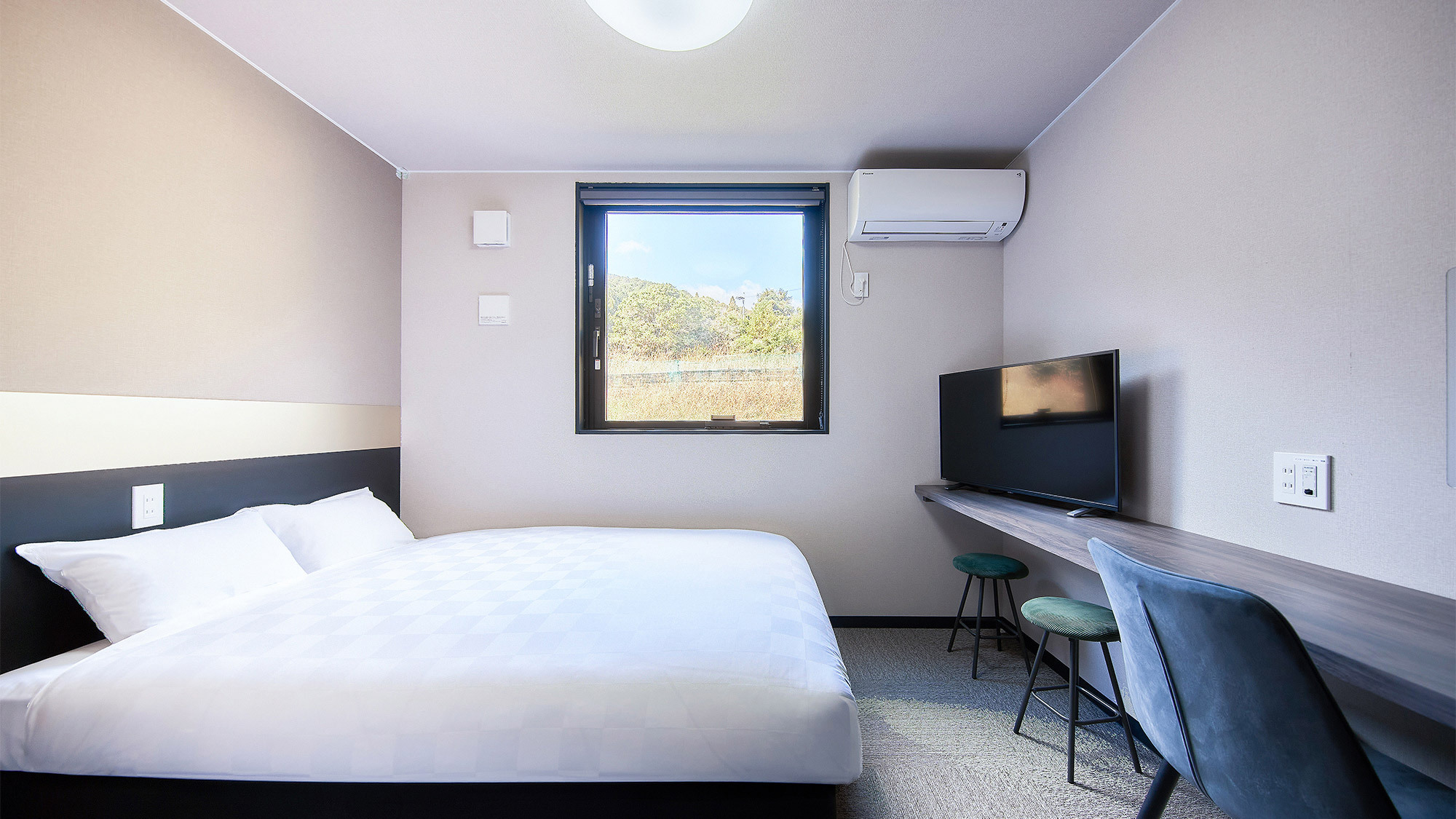 【1階｜ユニットバス】電子レンジ完備／ダブルルーム