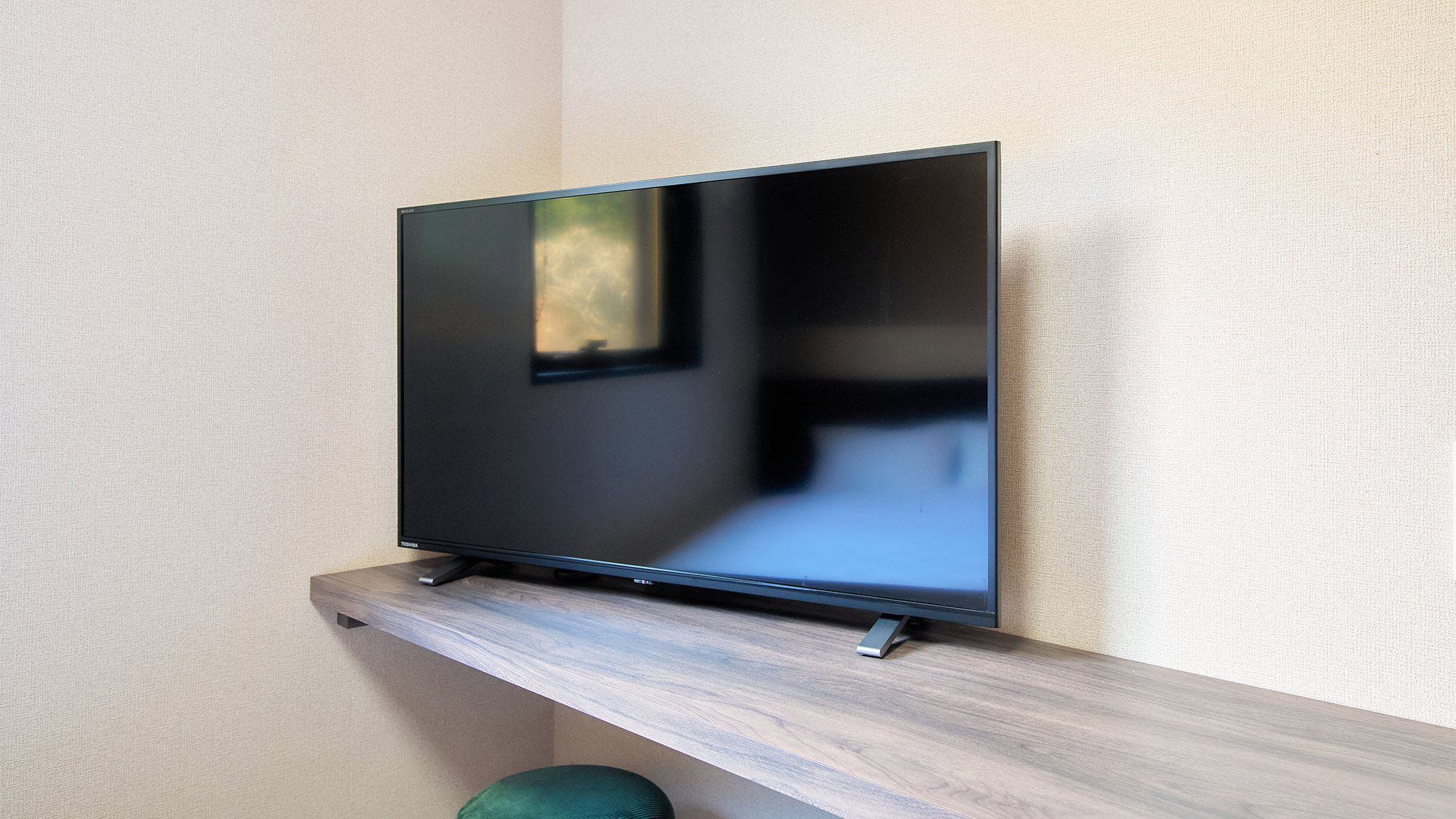 ・【TV・内線】ネット対応テレビを完備。内線が無いため、御用の際はお客様の携帯でご連絡をお願いします