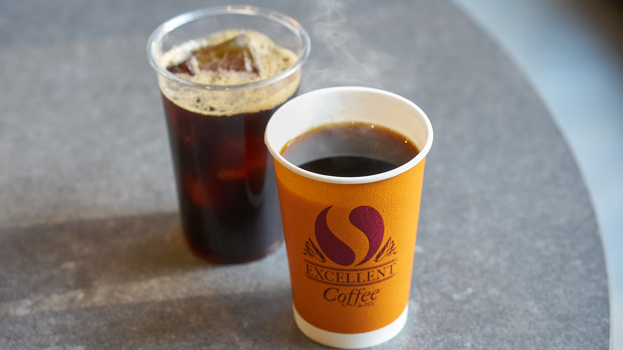 ・【ラウンジエリア】朝はセルフサービスの無料コーヒーをお召し上がりいただけます