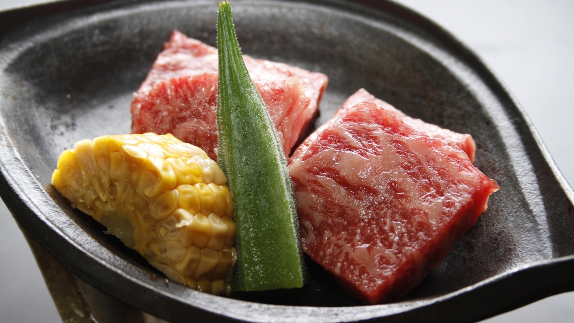 【香住名物】紅ガニ丸ごと1杯×但馬牛ステーキ！海と山のごちそうプラン