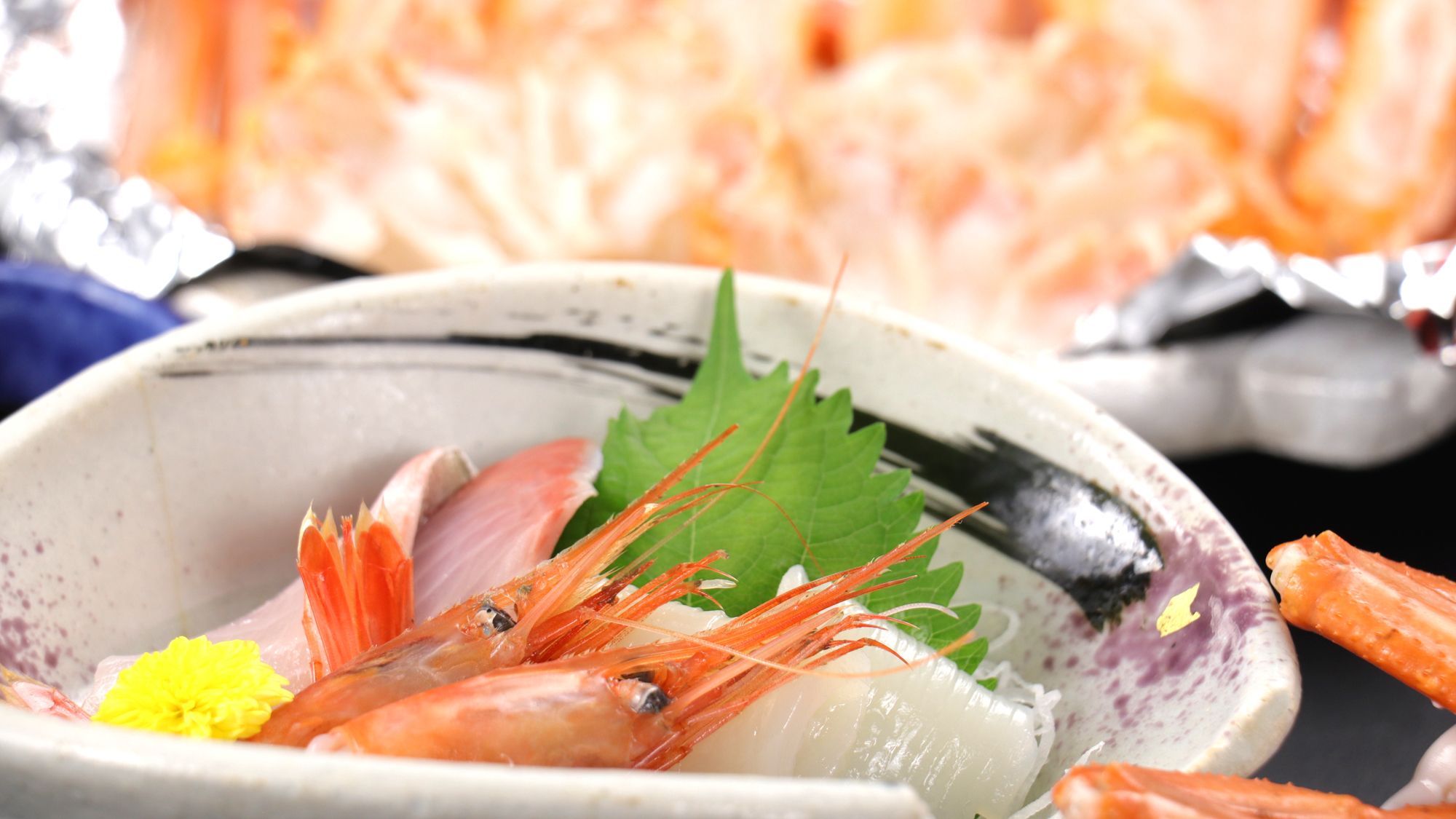 《香住蟹（紅ガニ）》その日獲れた旬のお造りもお楽しみください♪