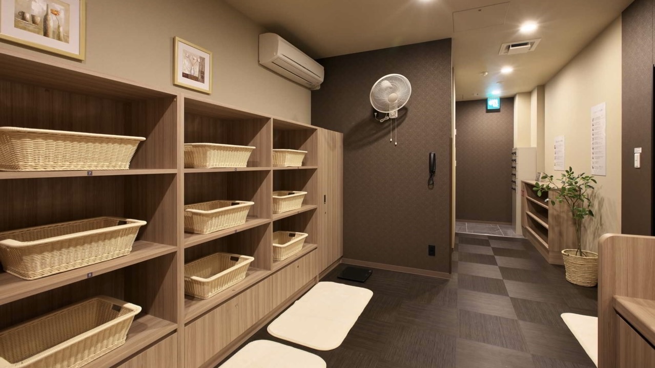 【大浴場】女性大浴場　脱衣場