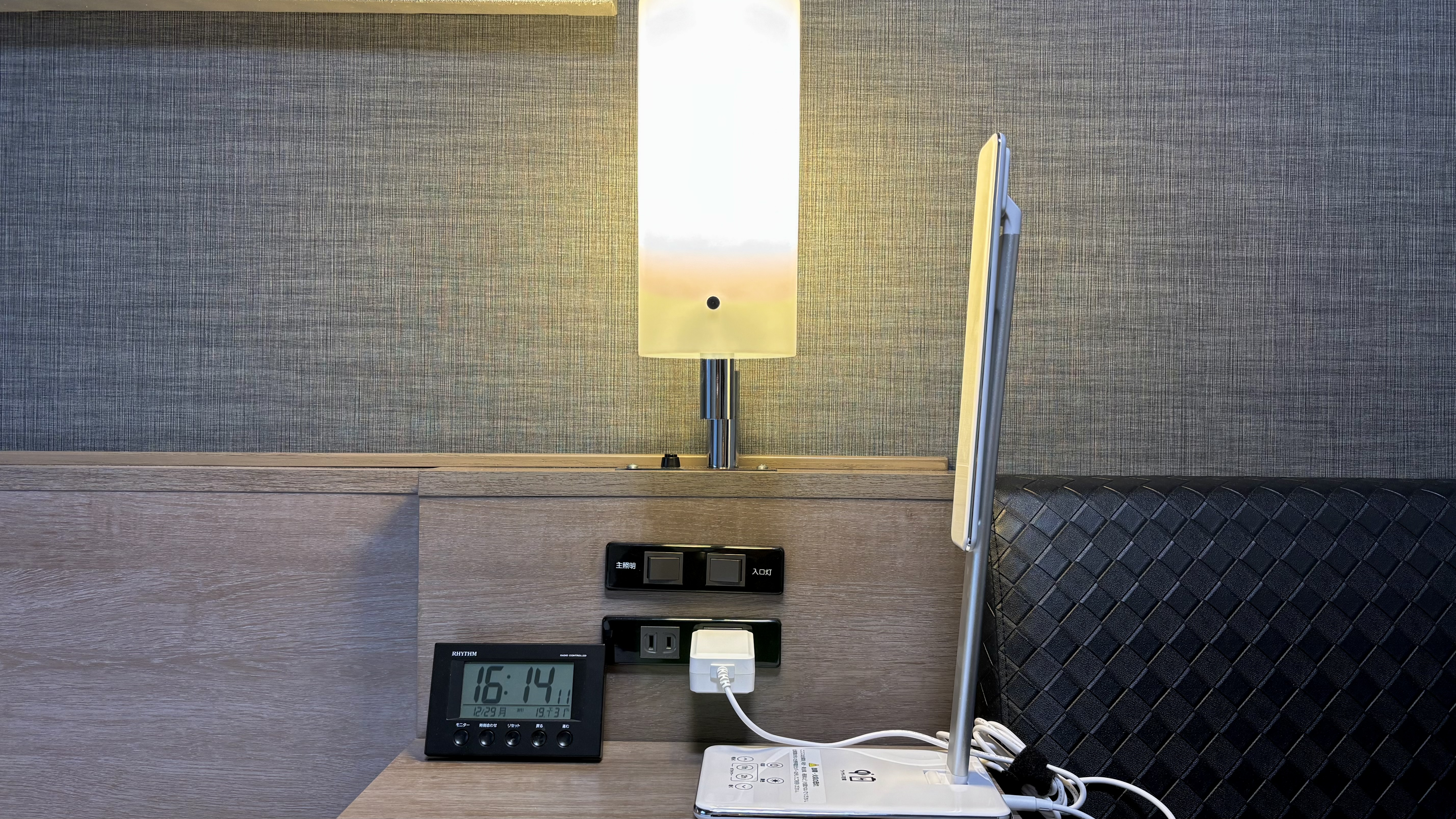 【客室】コンフォートベット周り