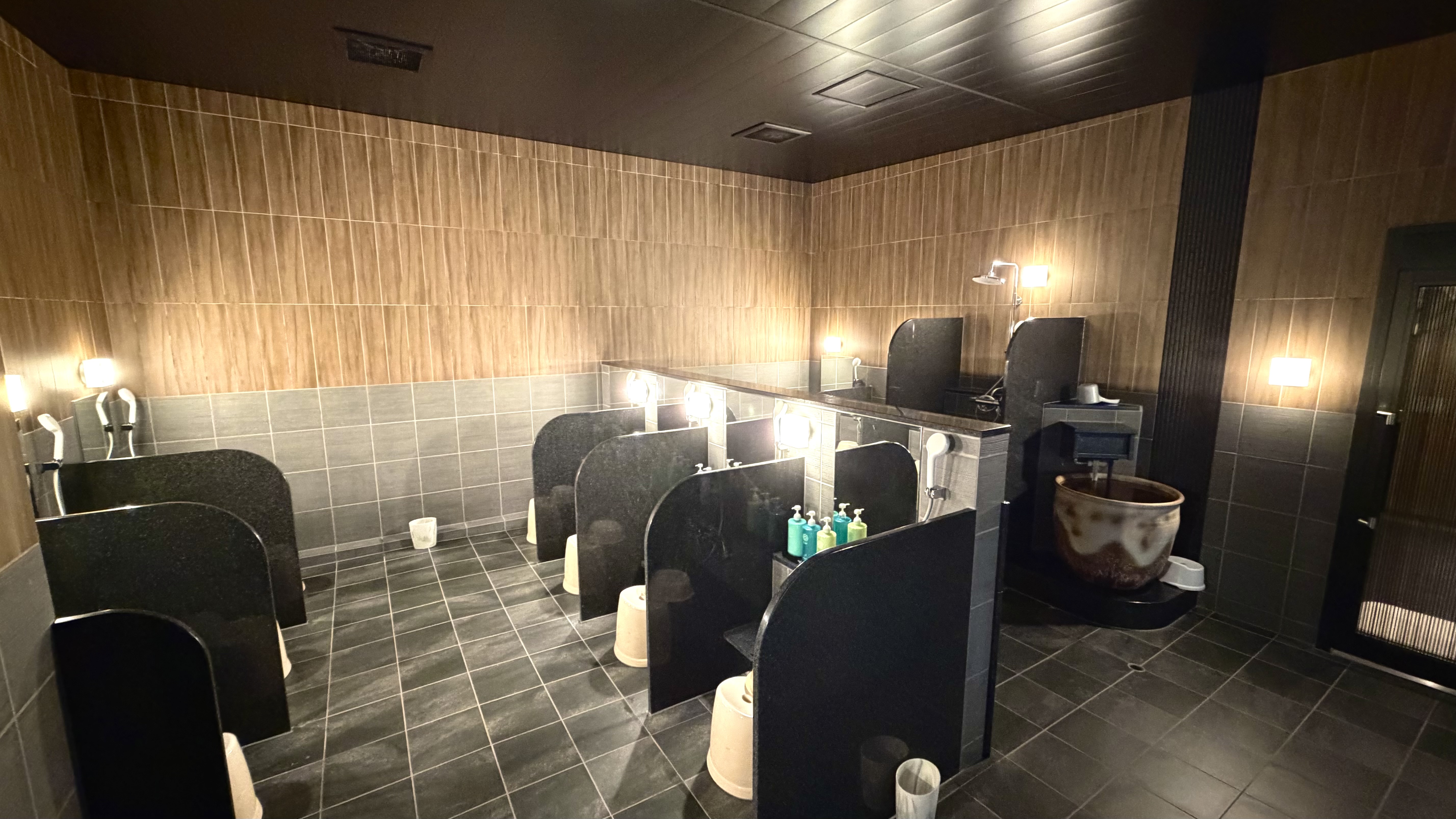 【大浴場】男性大浴場　カラン