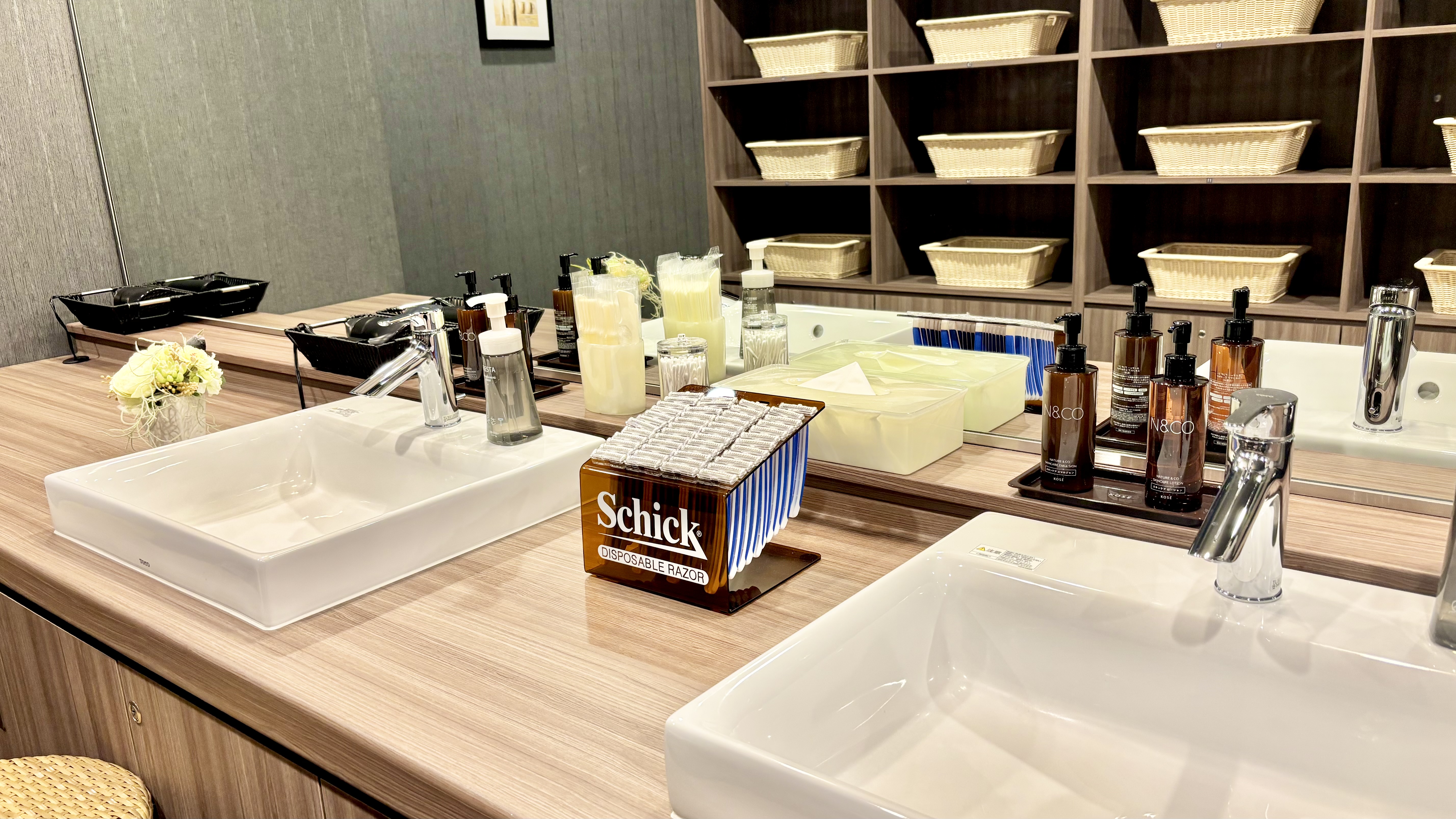 【大浴場】女性大浴場　手洗い場