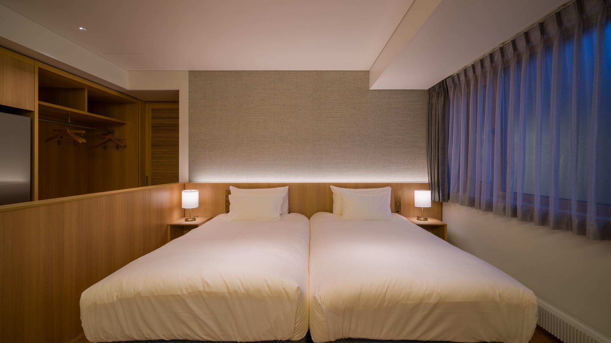 スタンダードツイン　ベッドルーム