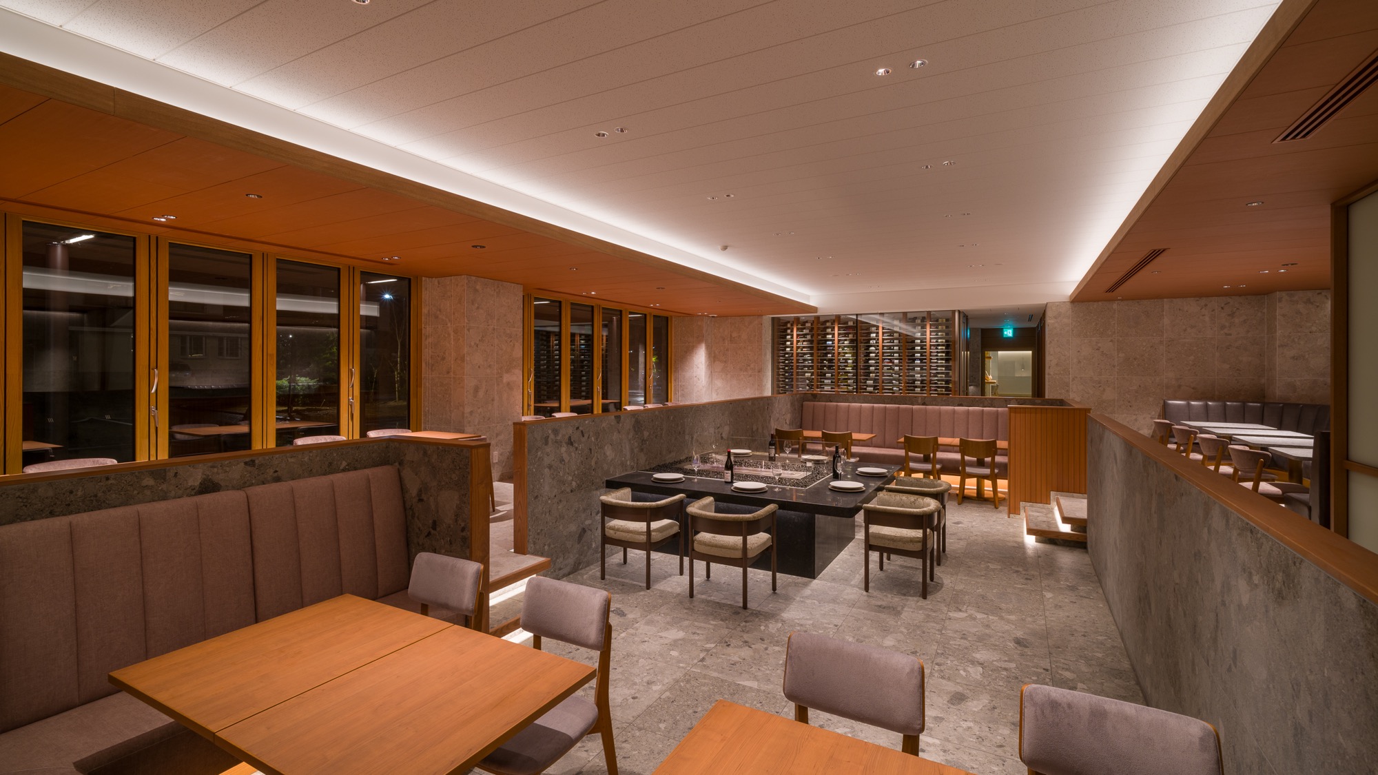 レストラン店内