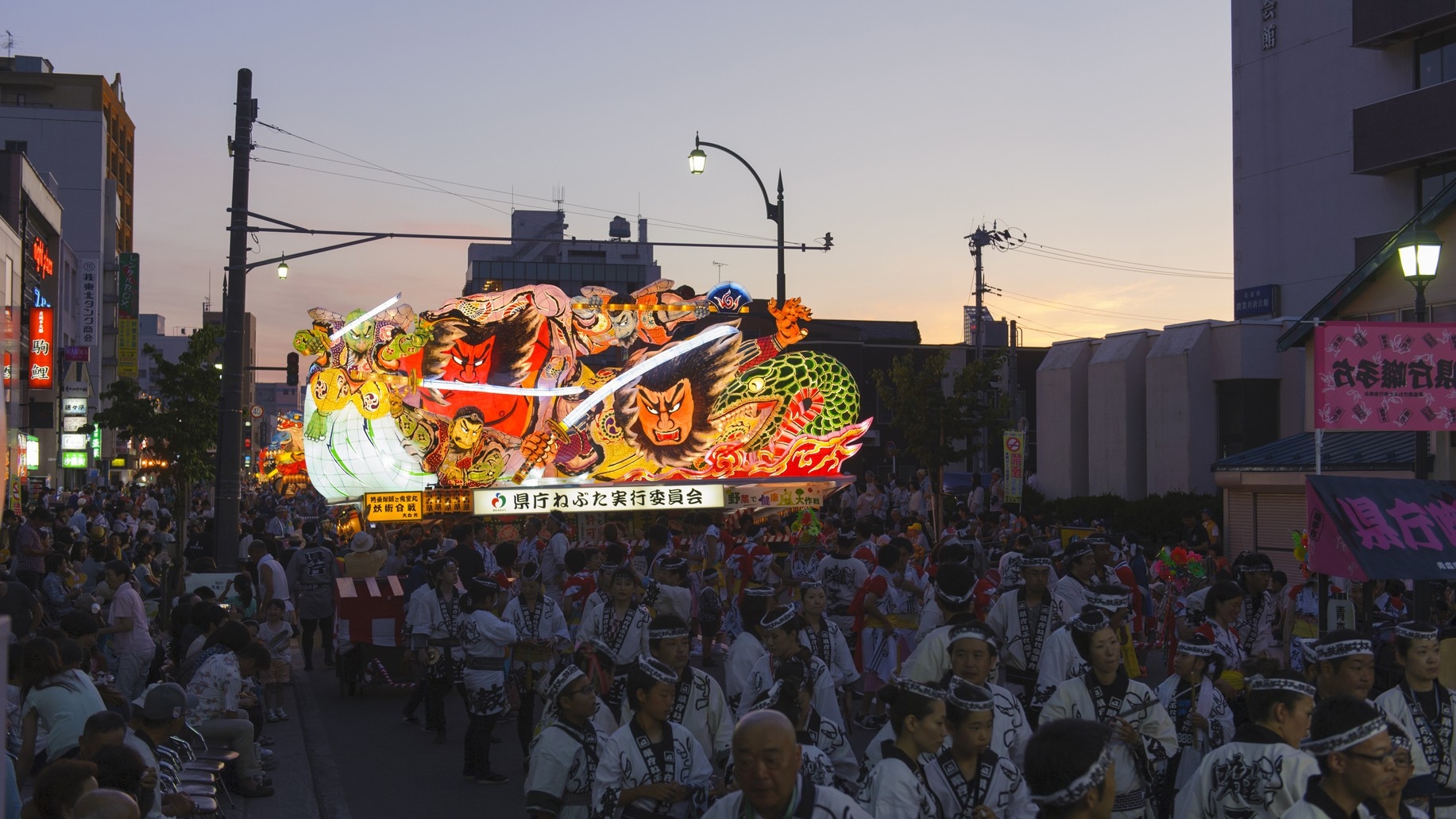 【8/2−8/7限定】ねぶたの迫力を間近で体感する 観覧席付きプラン−朝食付き−＞