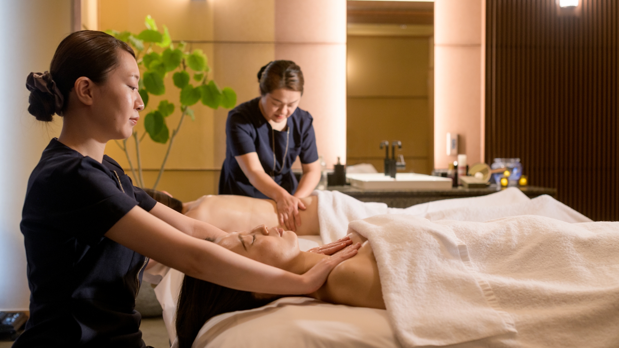 【Wellness Spa ReLabo】甘く魅惑的な香りに心の安らぎを感じ、肌に透明感を与えます。