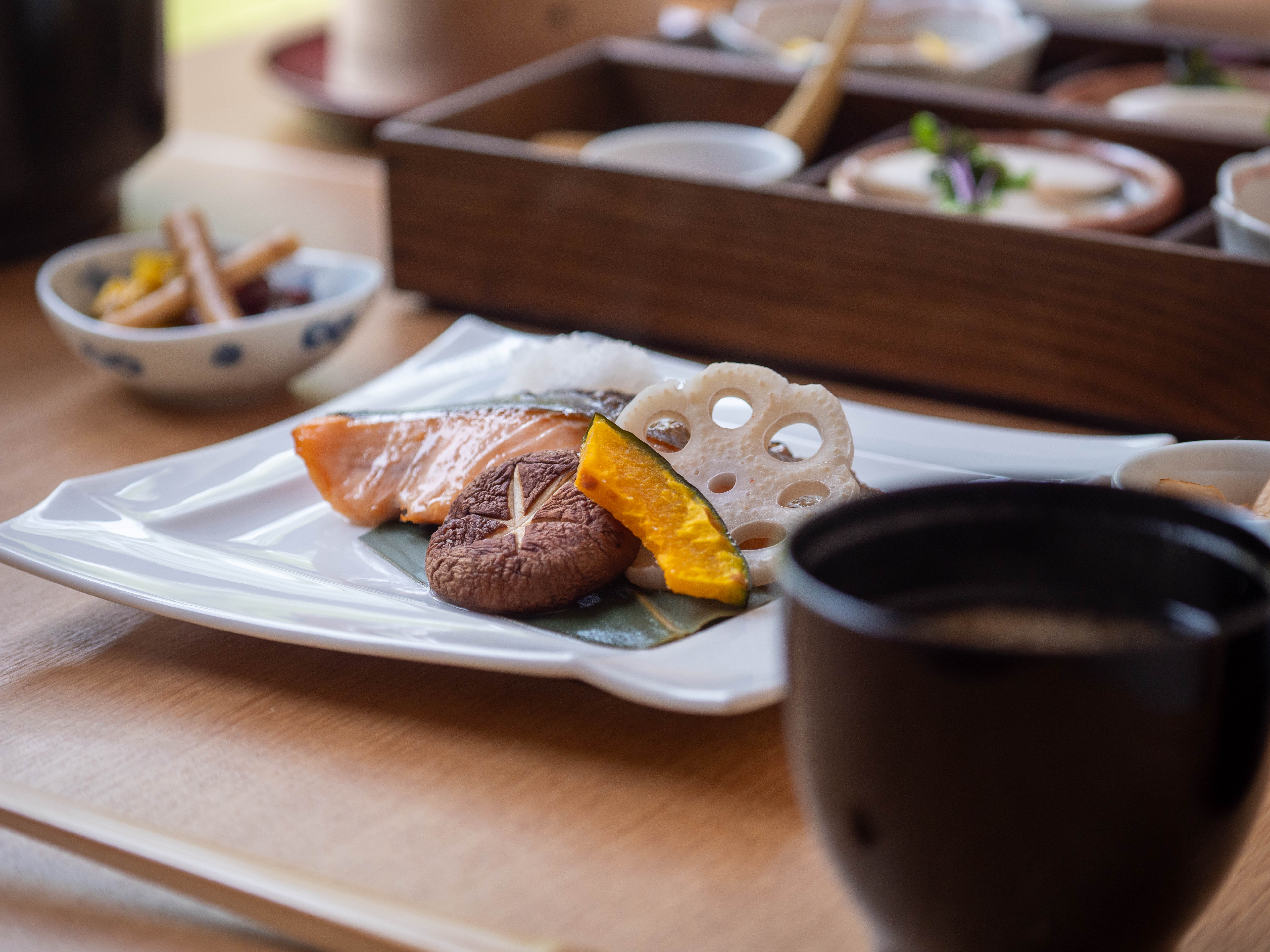 ご朝食｜森の香りから始まる、朝ごはん