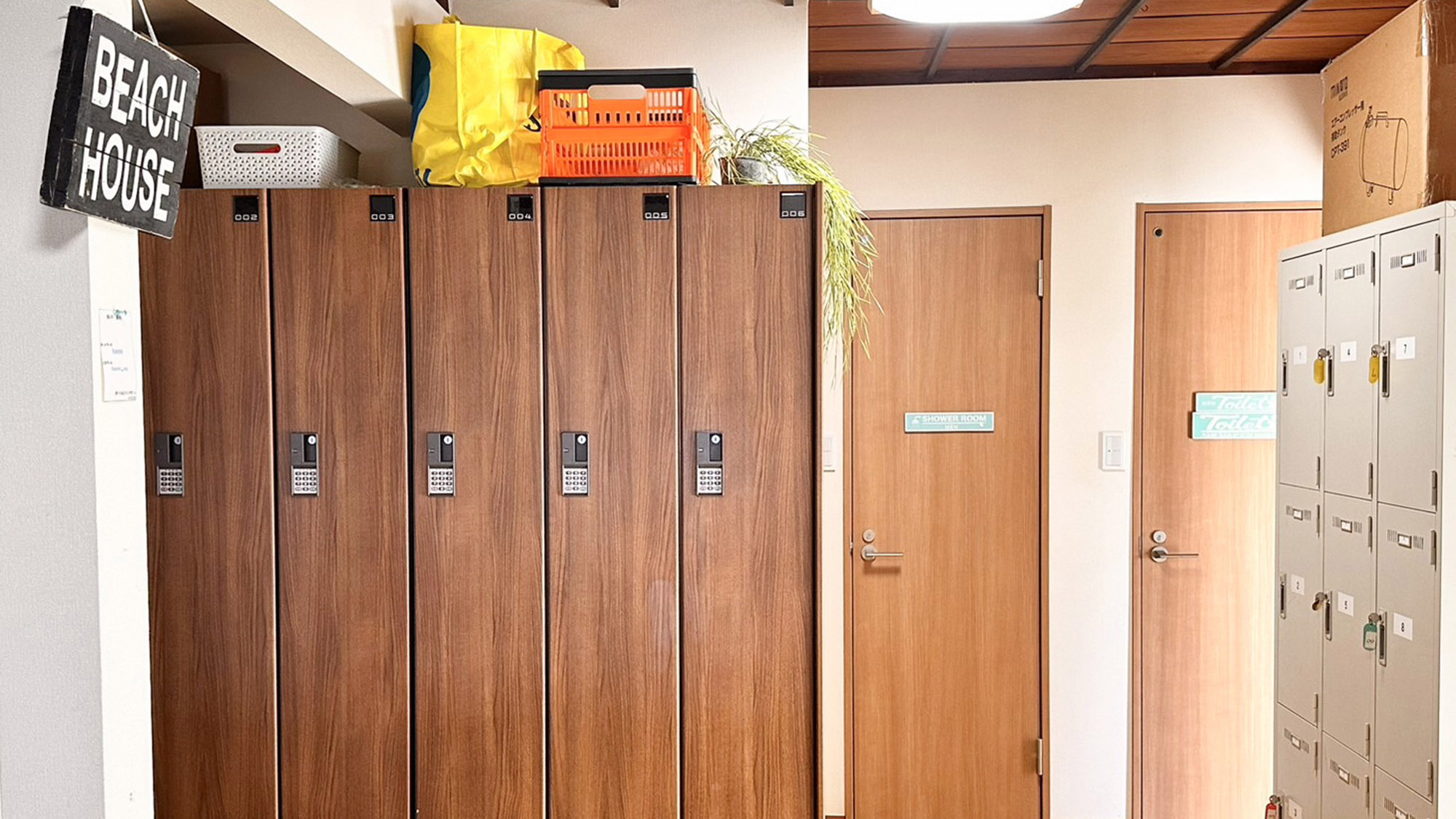 ・【ロッカー】暗証番号入力タイプ。安心してお荷物を預けられます