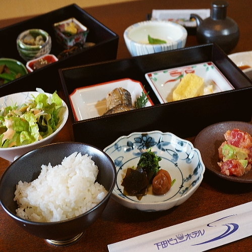 【平日限定】四季と海の恵みを堪能♪伊豆近海の旬食材を活かした懐石料理プラン＜2食付き＞