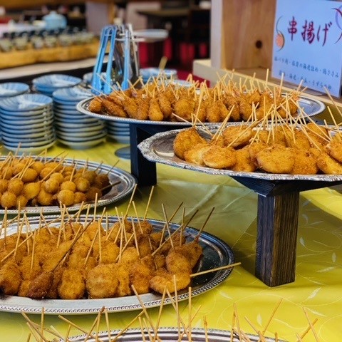 夕食ビュッフェ例