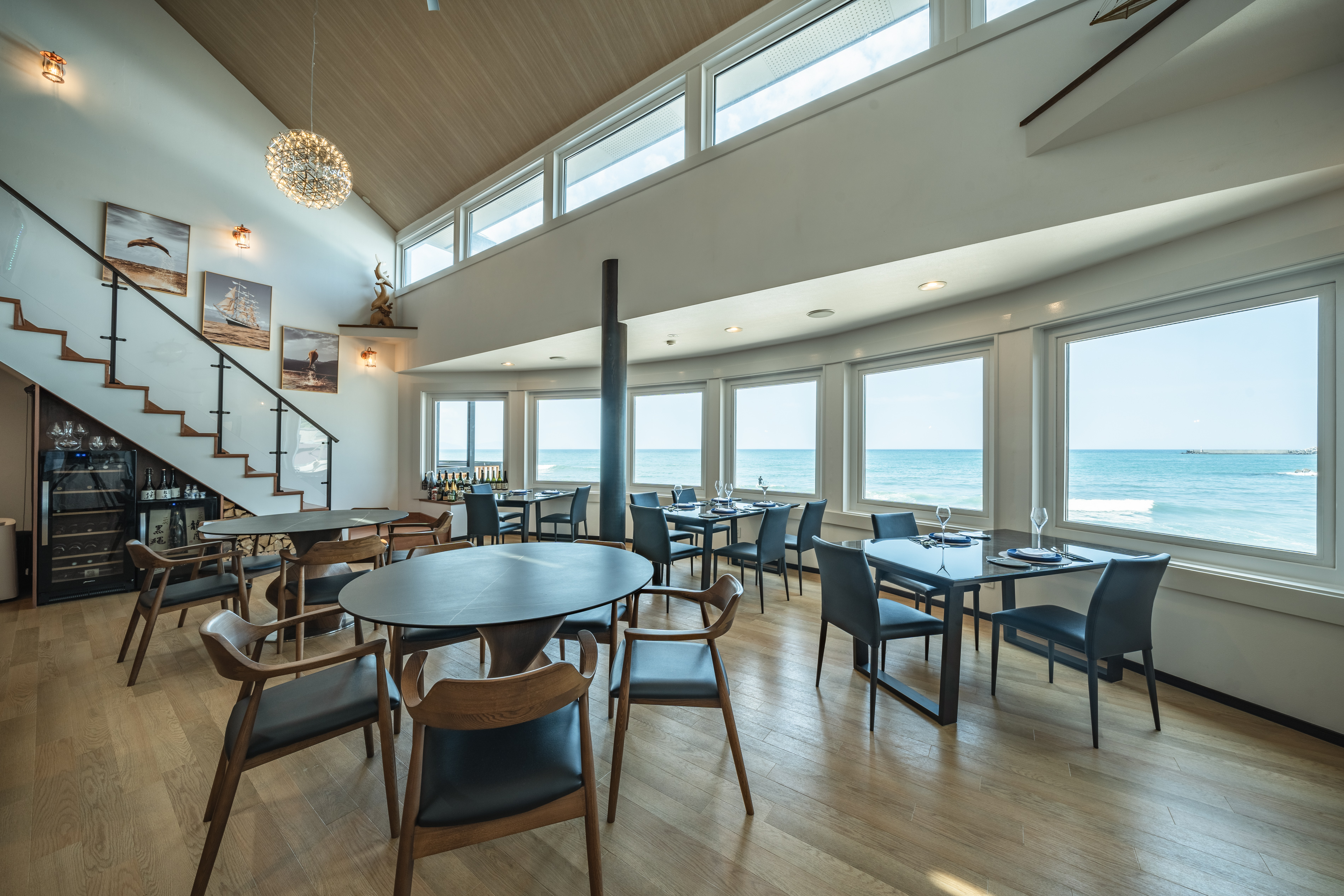 海を一望出来るレストラン【Restaurant ao】