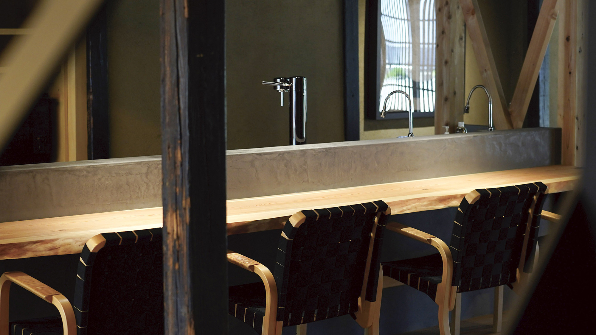 ・【OMOYAキッチン】ゆったりと時間が流れる場所で、美味しいお食事と会話をお楽しみください