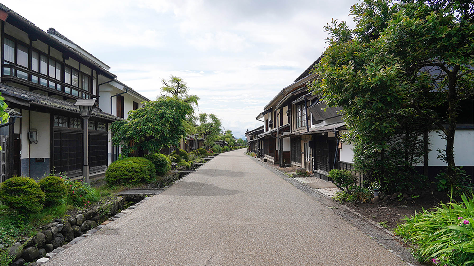 ・【海野宿】北国街道の宿場町として栄えた面影を感じさせる街並みが保存されています