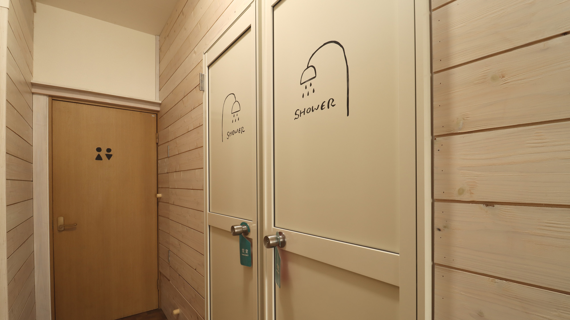 【1F】シャワールームは２つございます