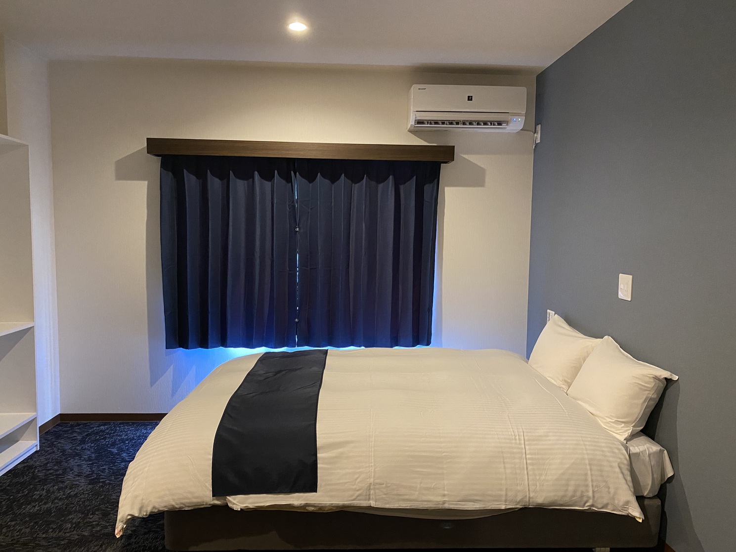 【開業一周年 】【洋室16平米】＜素泊まり＞ 湖と反対側のお部屋（ビューなし）