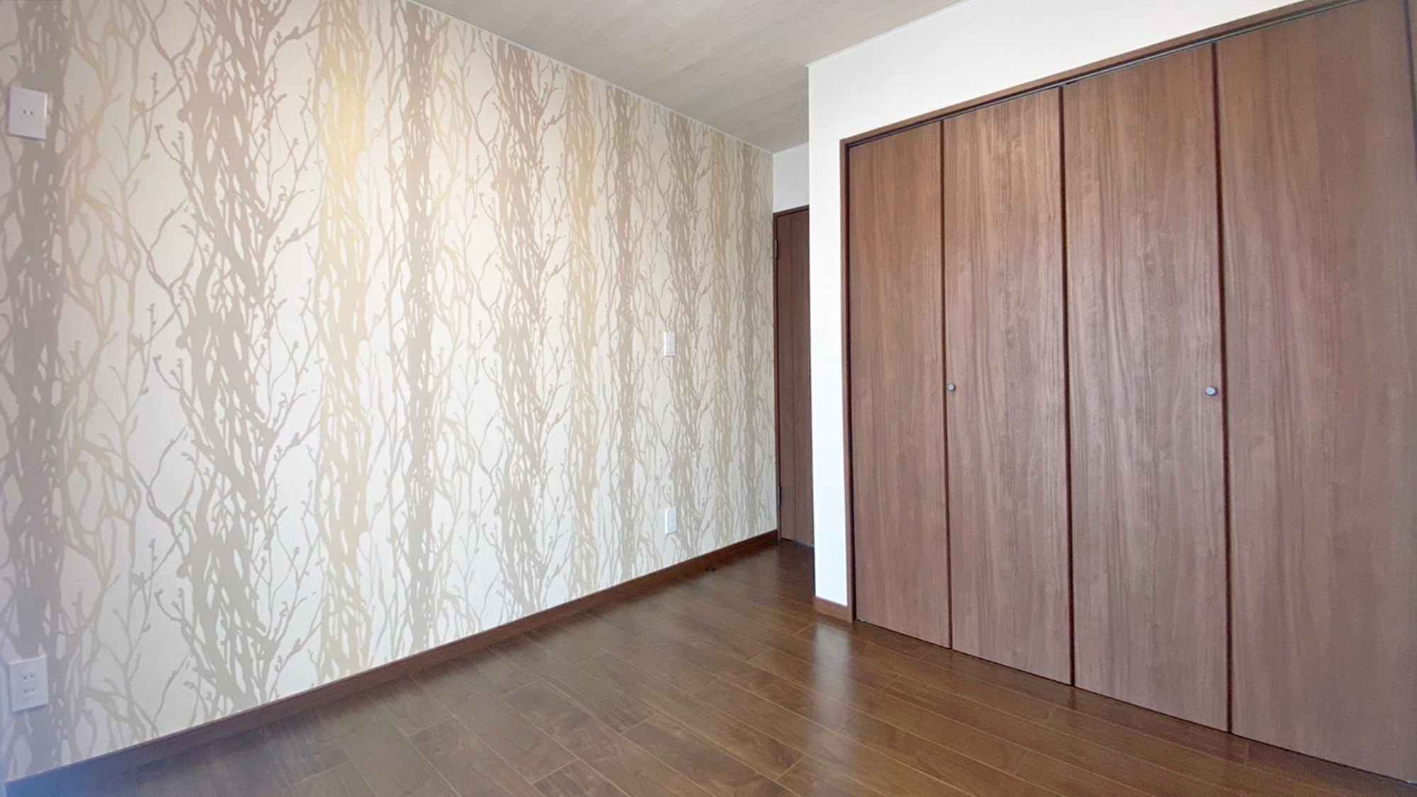 ★【寝室】2階の寝室一例（フローリング布団部屋2）