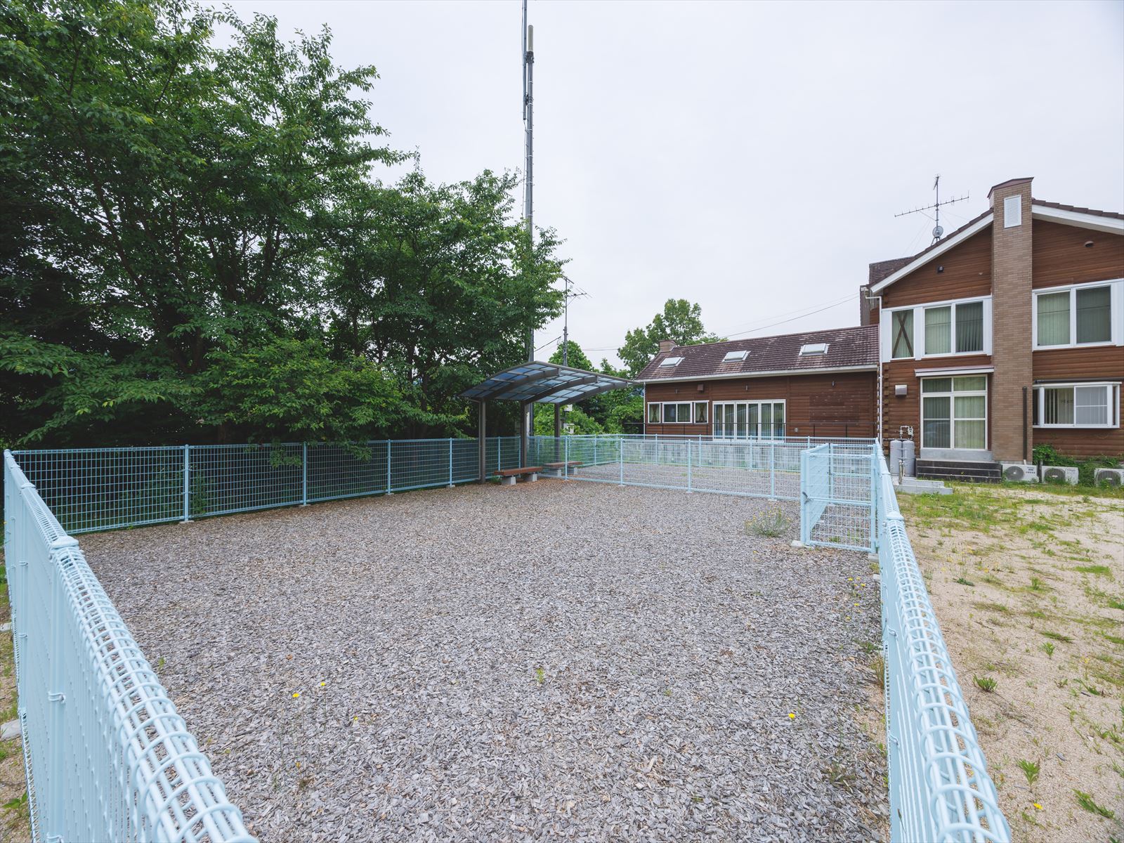 ドッグラン外観