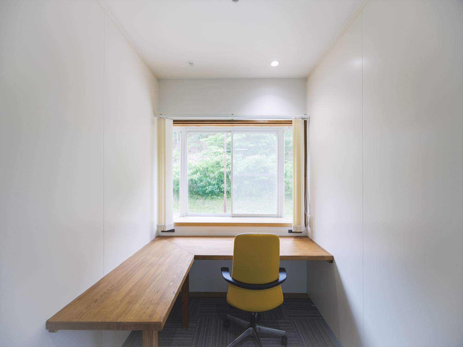 個人スペース後ろからの全体図