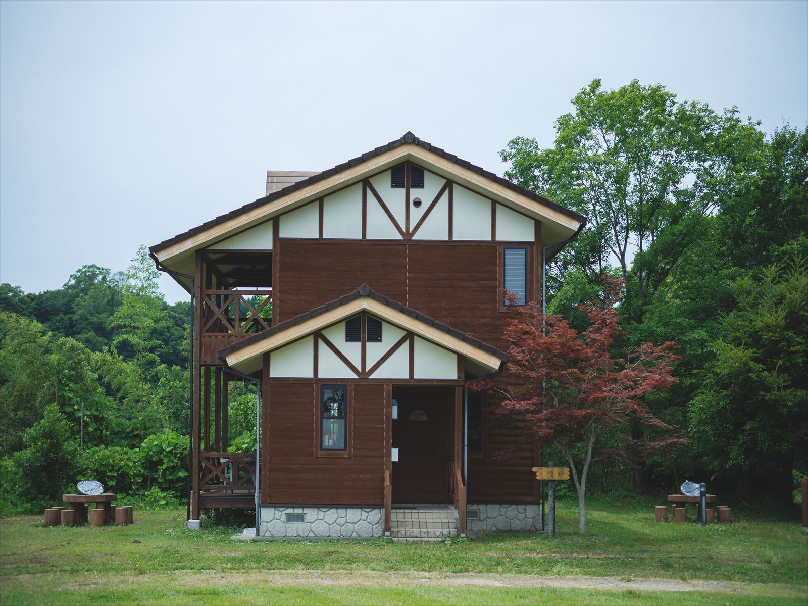 2階建てウッディコテージ7号棟