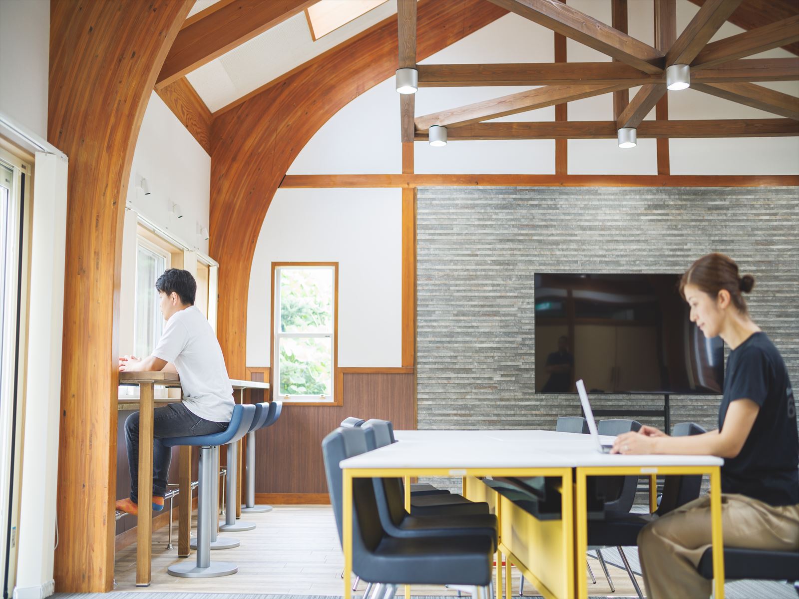 研修棟内観(使用例近く)