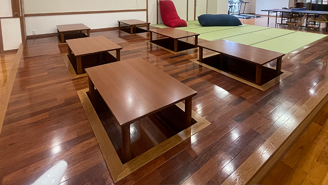 広々としたロビー