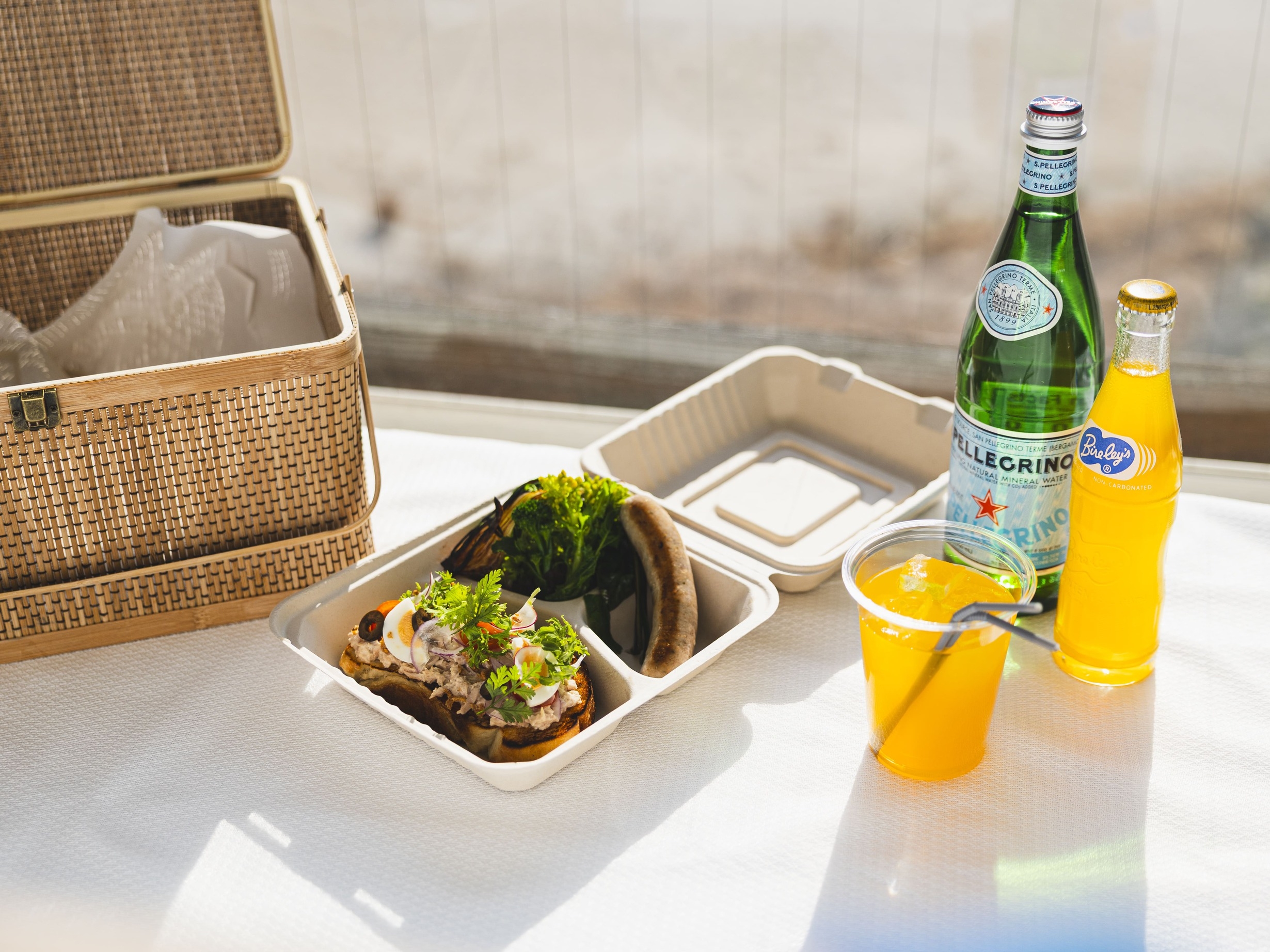 【朝食付き】ビーチまで徒歩30秒！！　海を眺めながら、好きな場所で楽しむ朝食バスケット