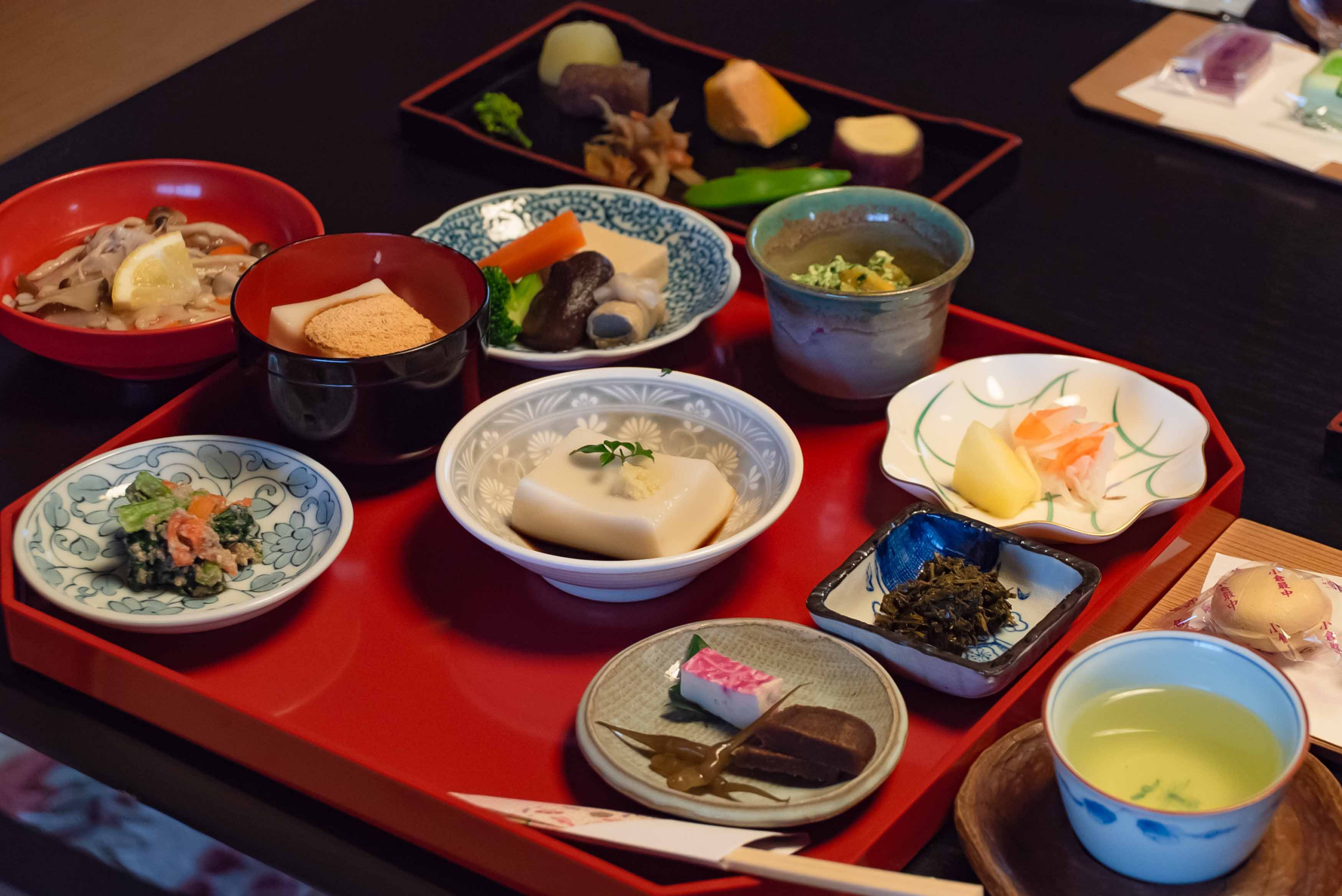 小塩の灯り「石垣の別荘」｜坐禅や胡麻豆腐づくりをして過ごす1泊2日お寺修行体験付きプラン