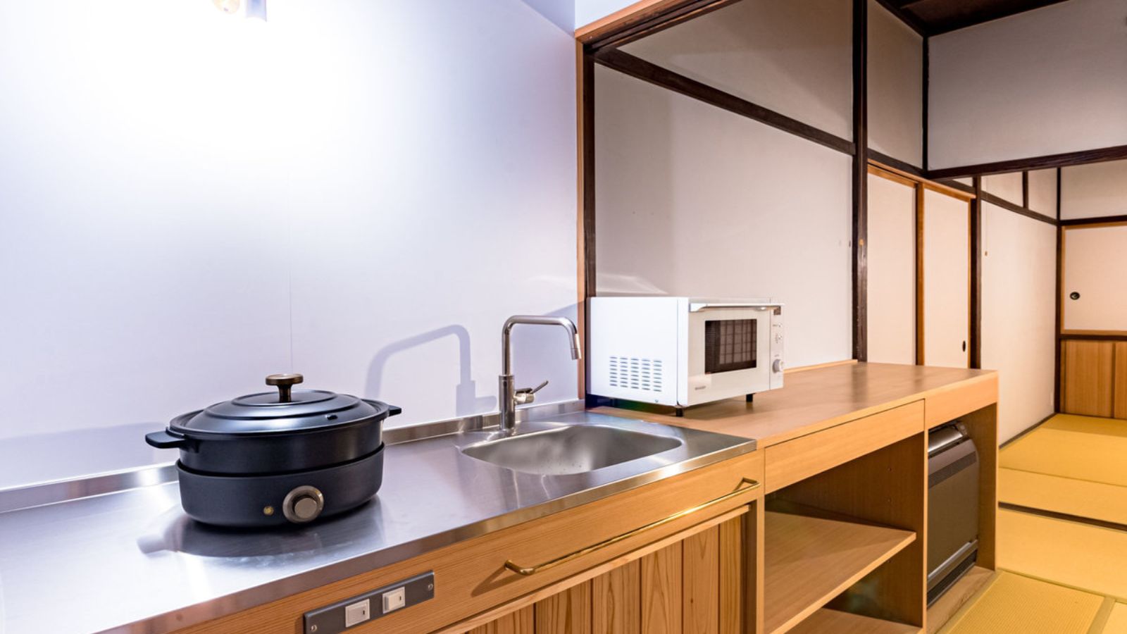 はなれ　左門町　キッチン