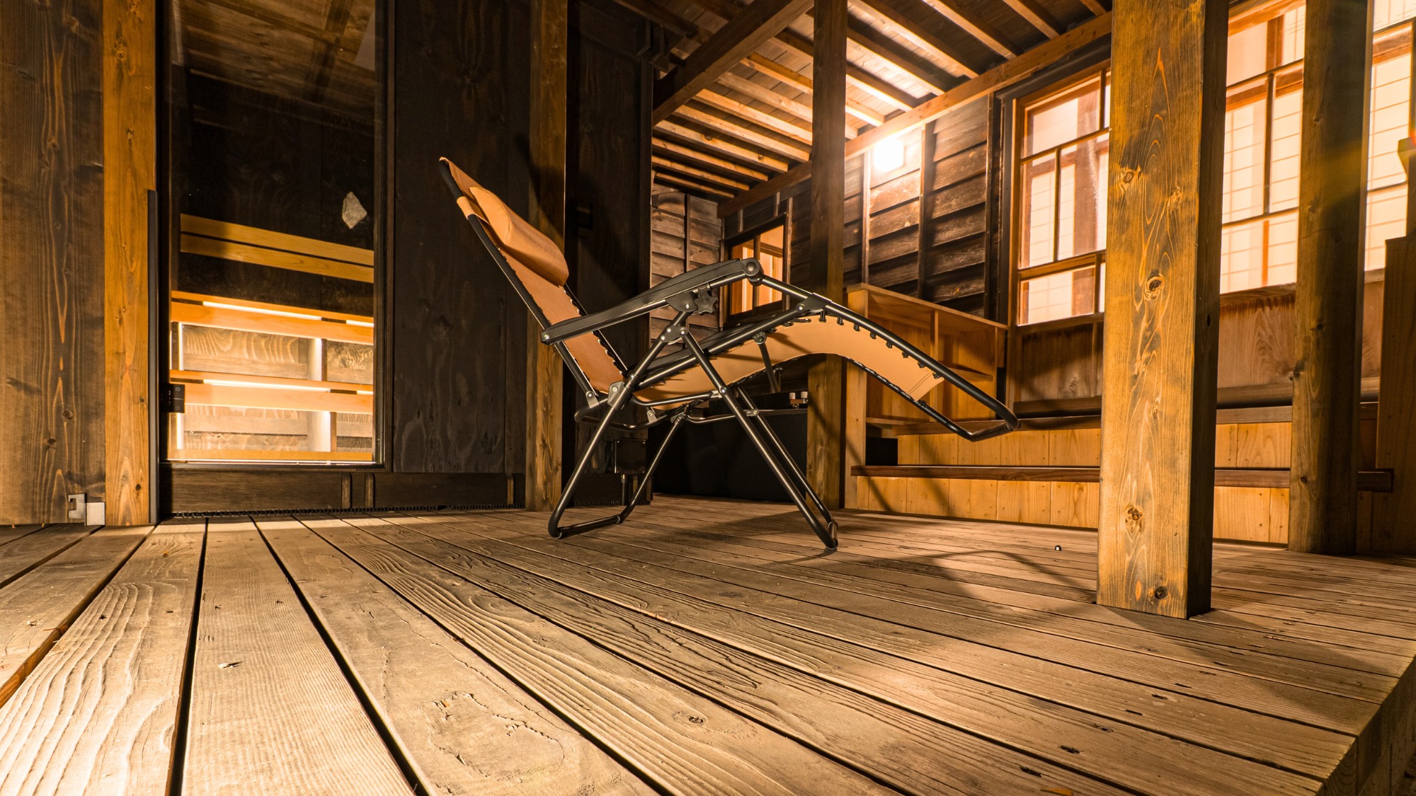 はなれ　左門町　サウナ・水風呂