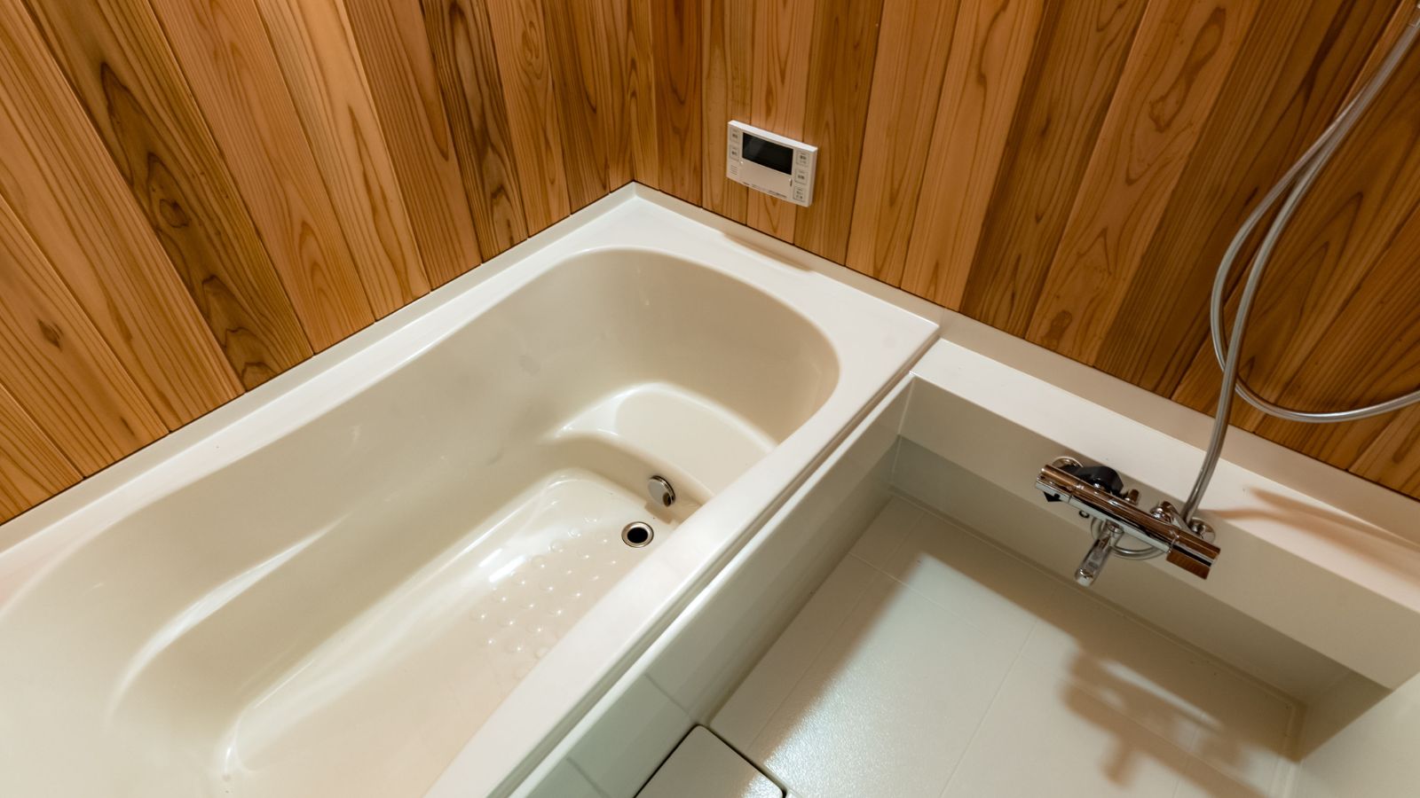 はなれ　左門町　お風呂