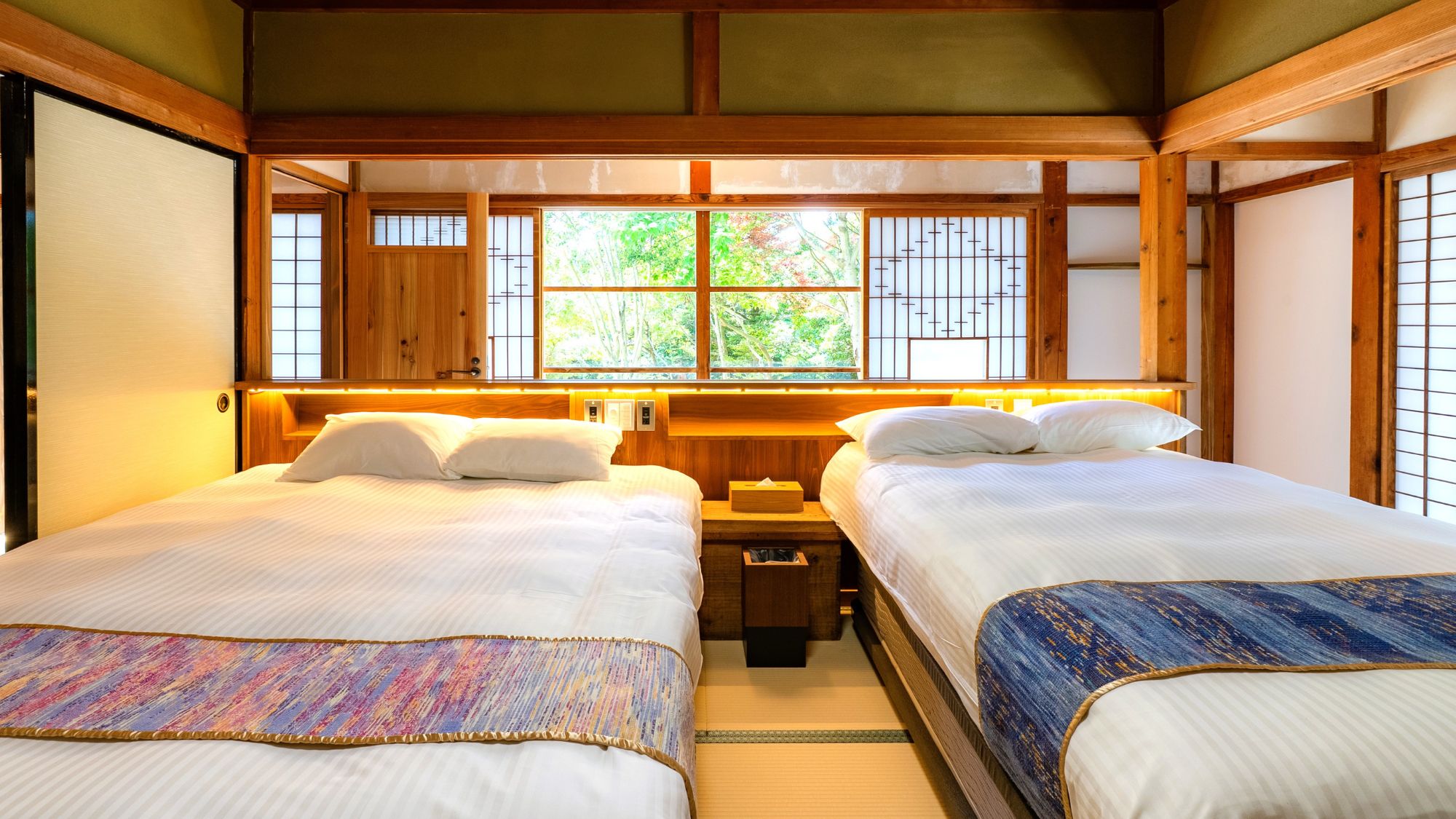 はなれ　山之神　月　客室