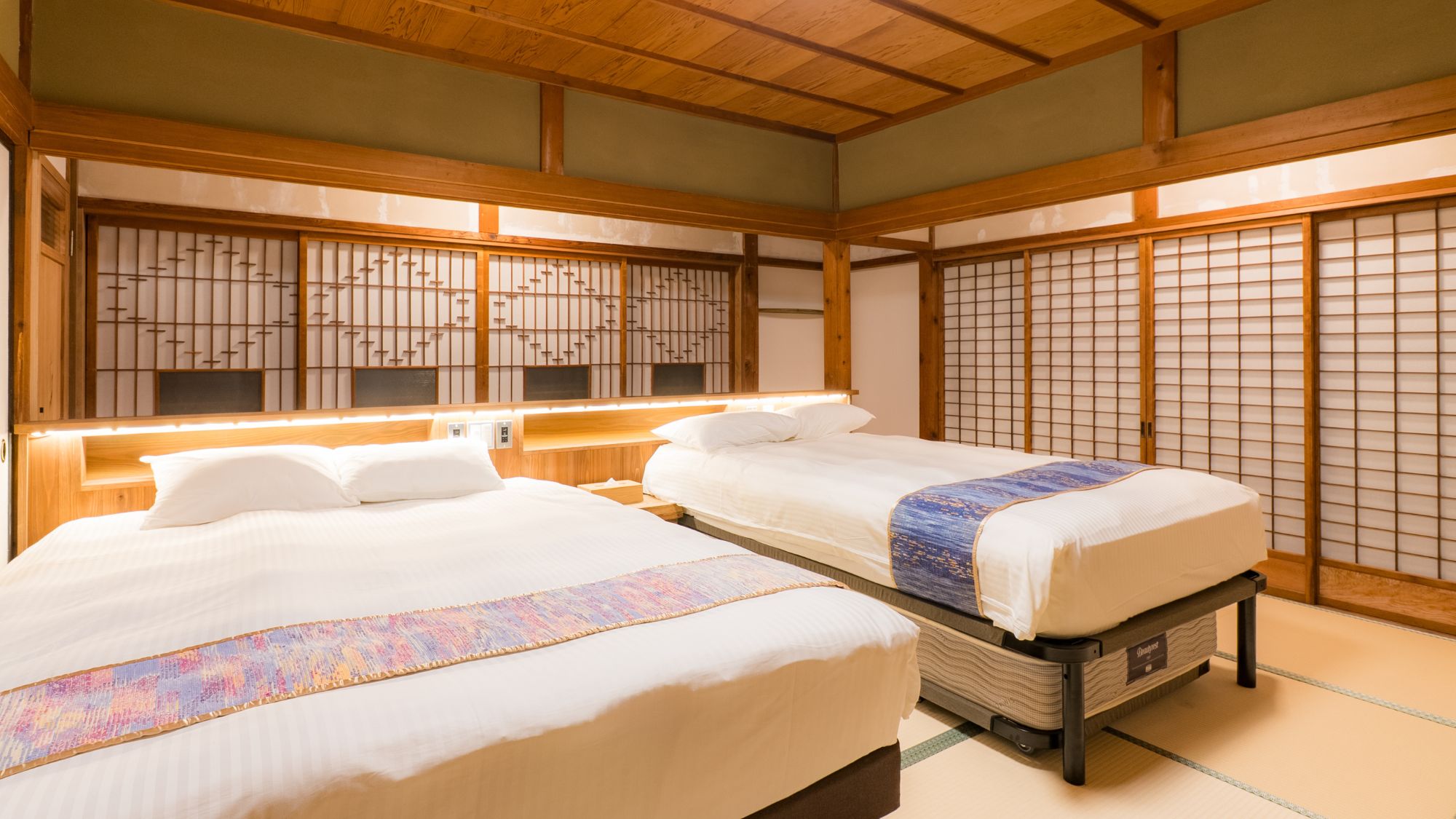 はなれ　山之神　月　客室