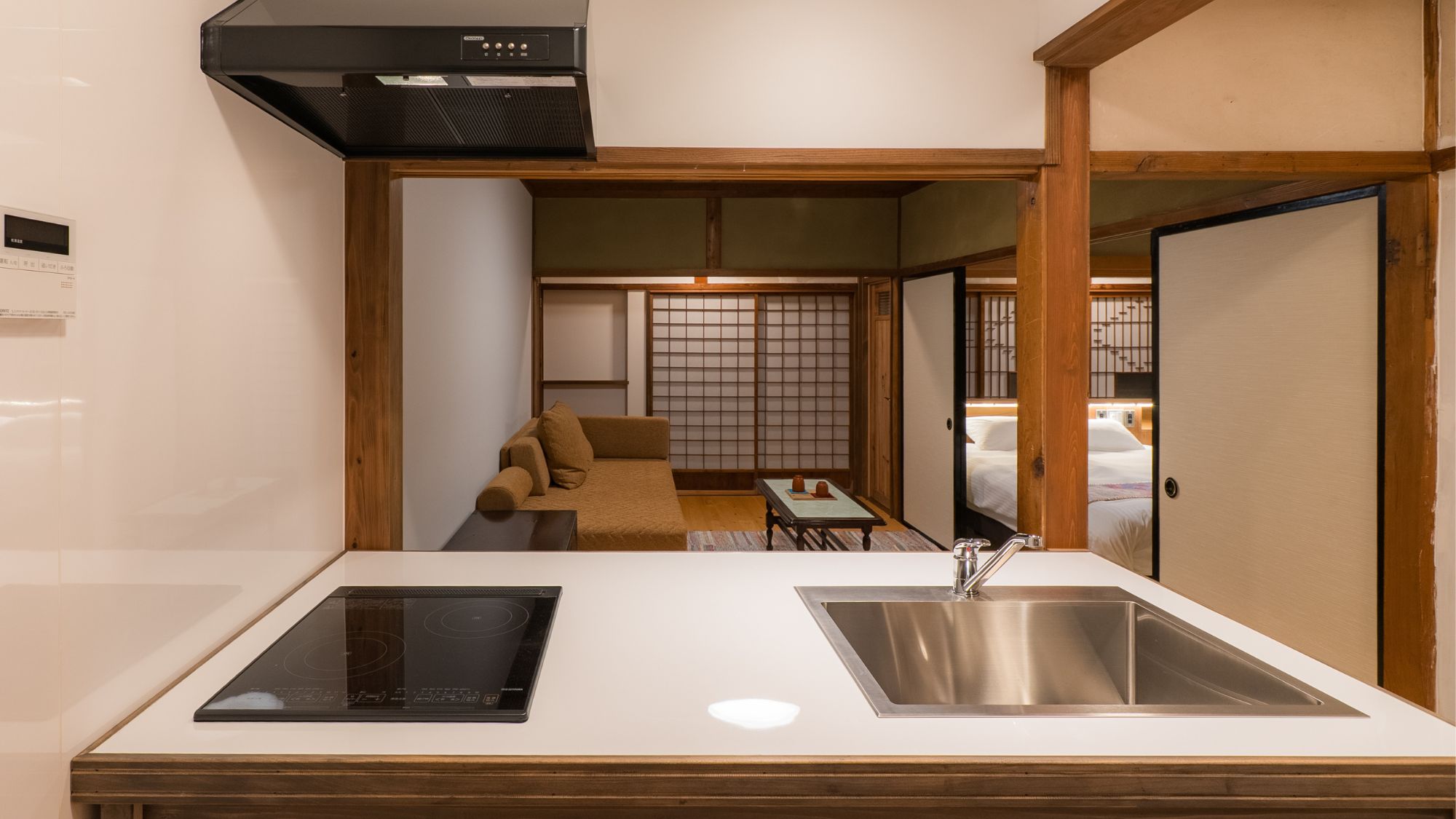 はなれ　山之神　月　客室