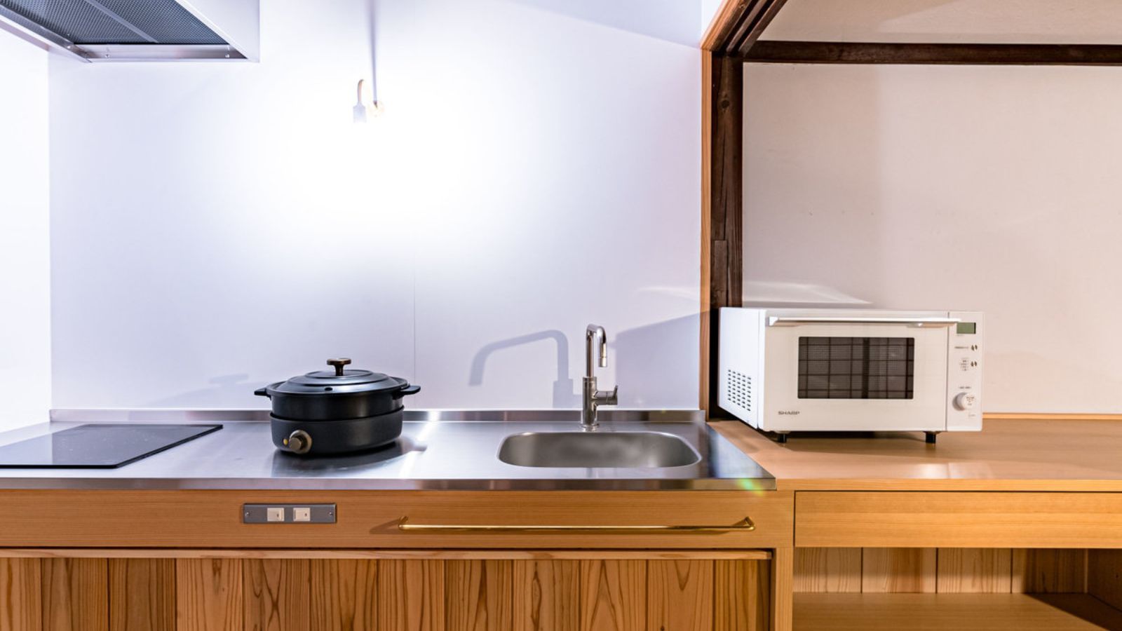 はなれ　左門町　キッチン