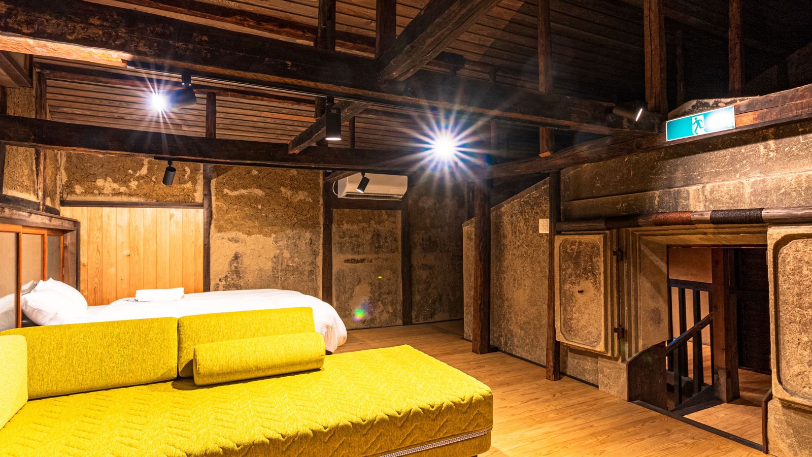 本館清水家　眺蔵　客室