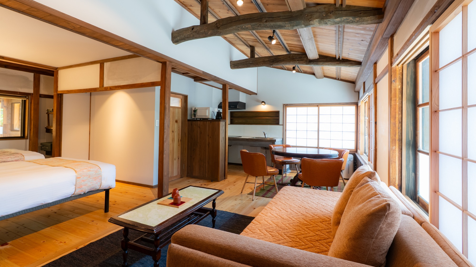 はなれ　山之神　星　客室