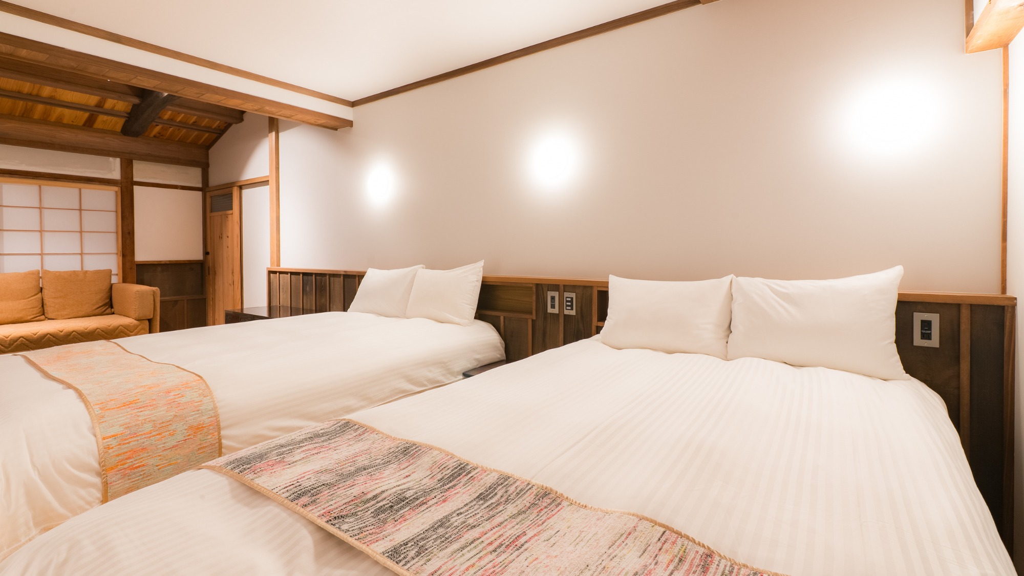 はなれ　山之神　星　客室