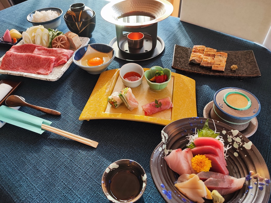 【感謝祭SALE中！地元産米１０ｋｇ贈呈】※霞ヶ浦眺望なし　A5ランク常陸牛すき焼きコースプラン