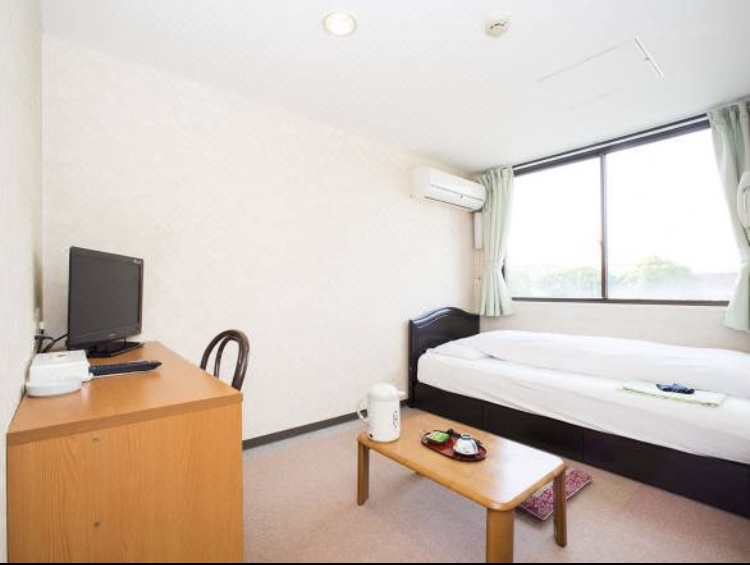 洋室シングル禁煙ルーム