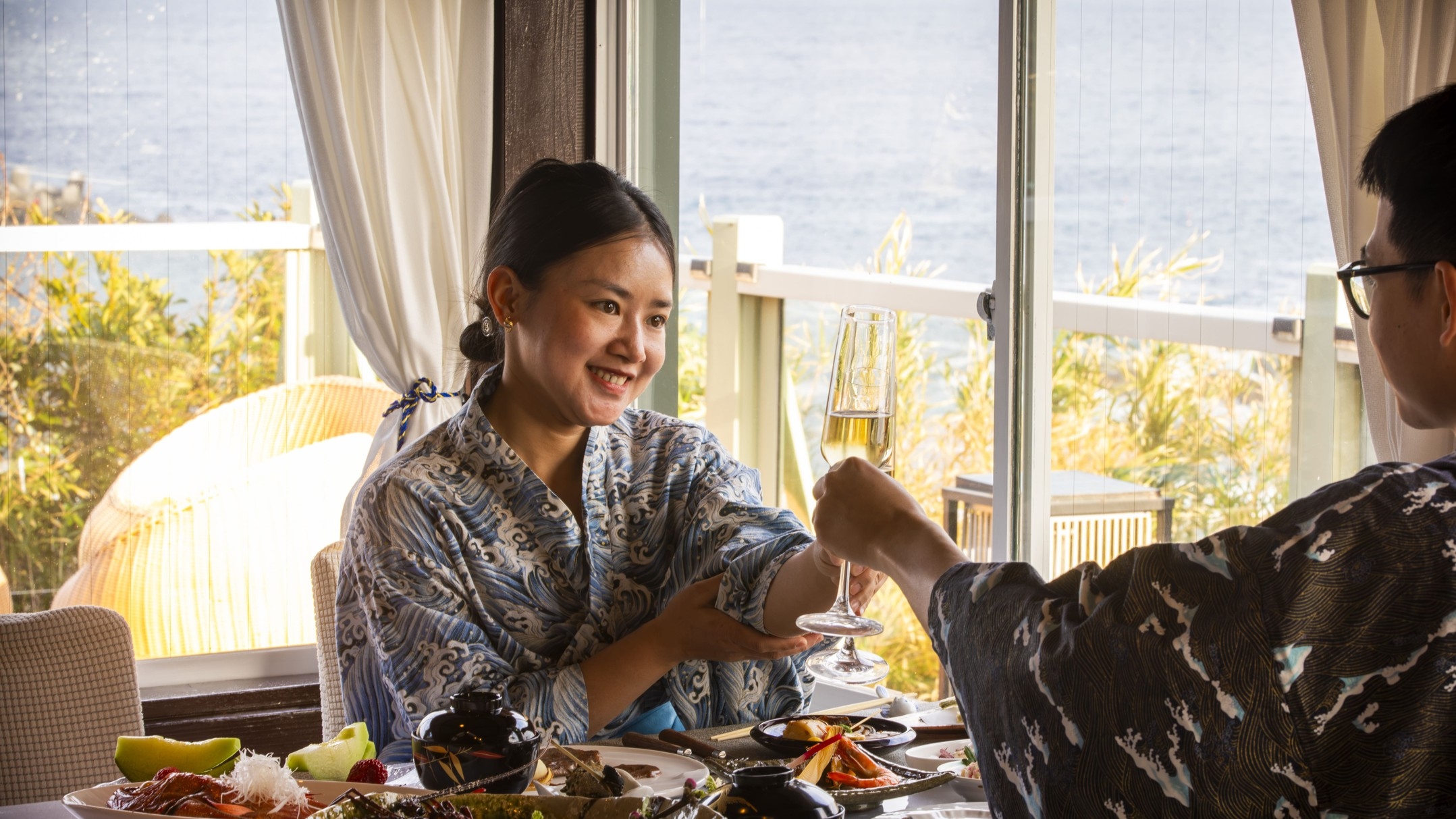《お料理グレードアップ》伊勢海老入り旬魚のお刺身盛り｜朝食ビュッフェ｜全室オーシャンビュー♪