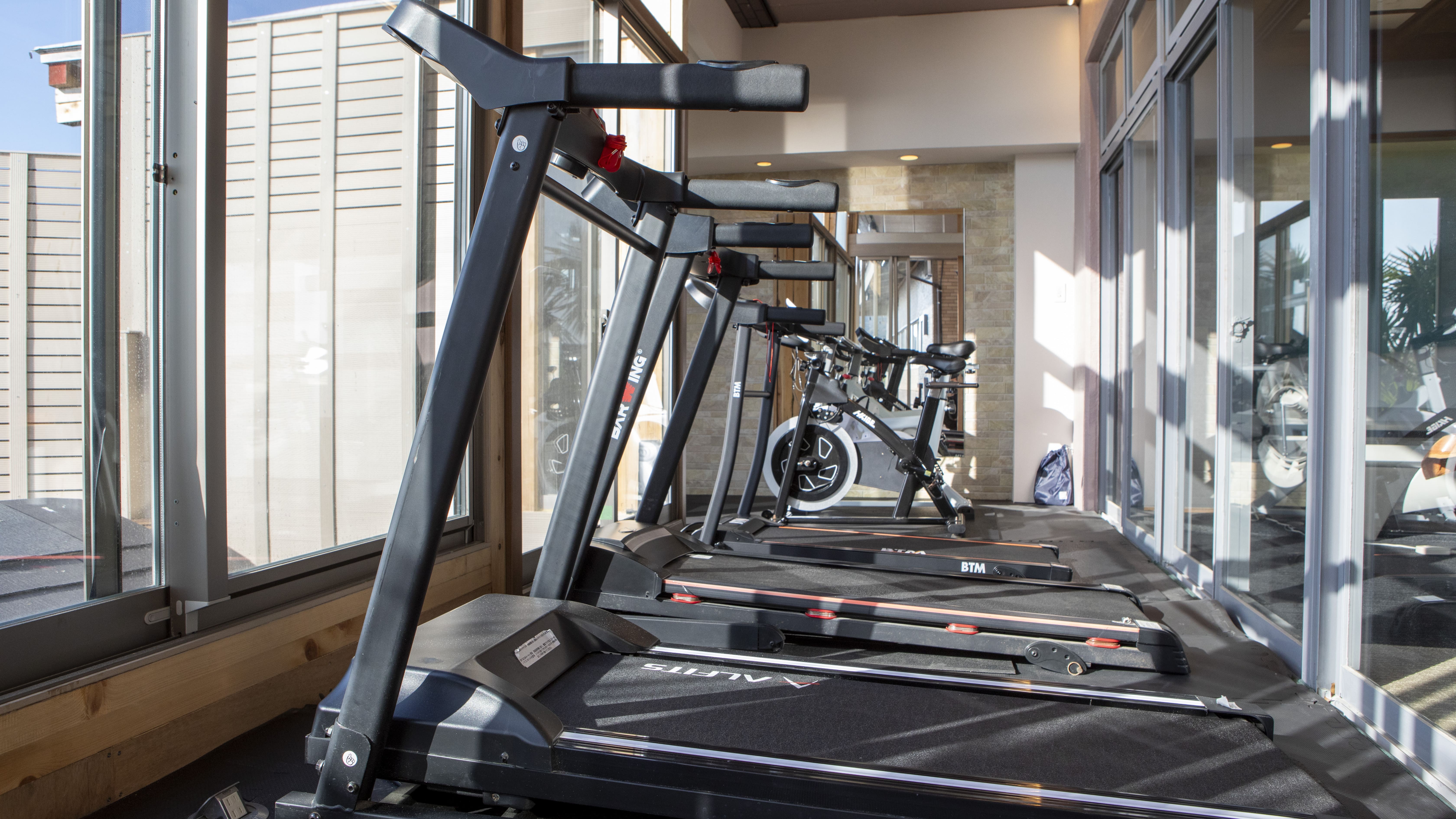 オーシャンビューのフィットネススペース