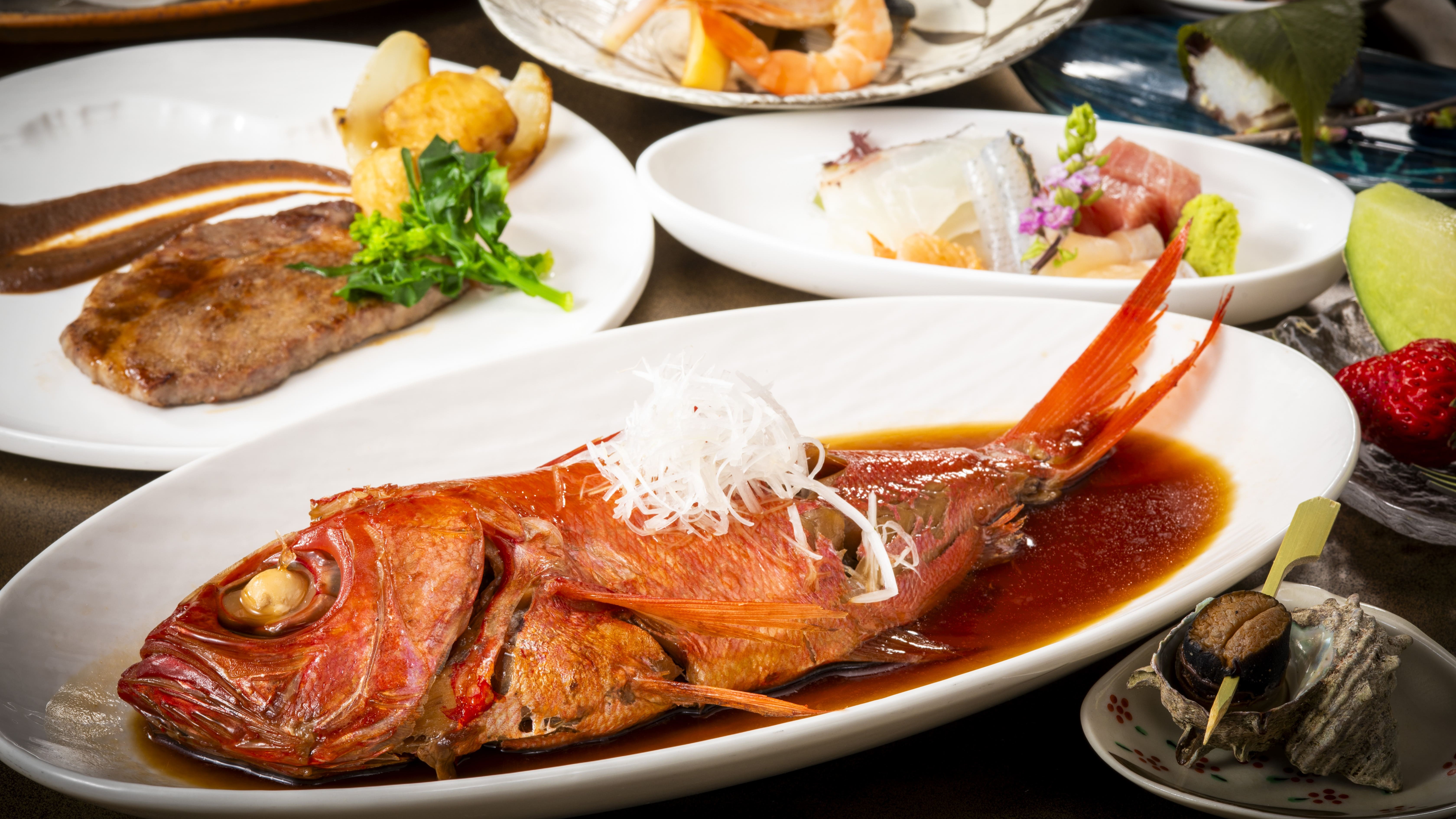 金目鯛の丸煮付きスタンダード会席（一例）